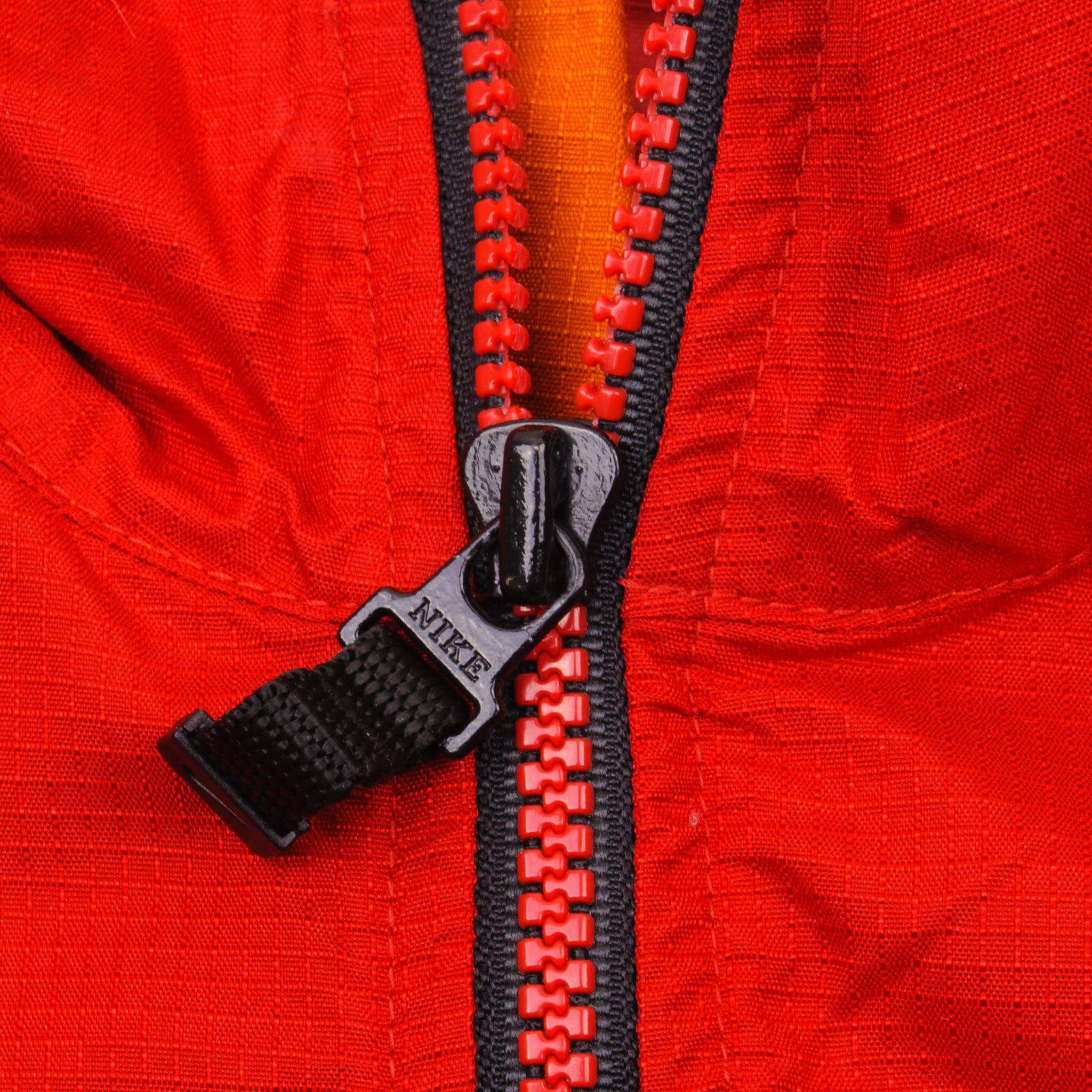 Vintage Red Nike ACG All Conditions Gear Windbreaker Jacket Size Medium.