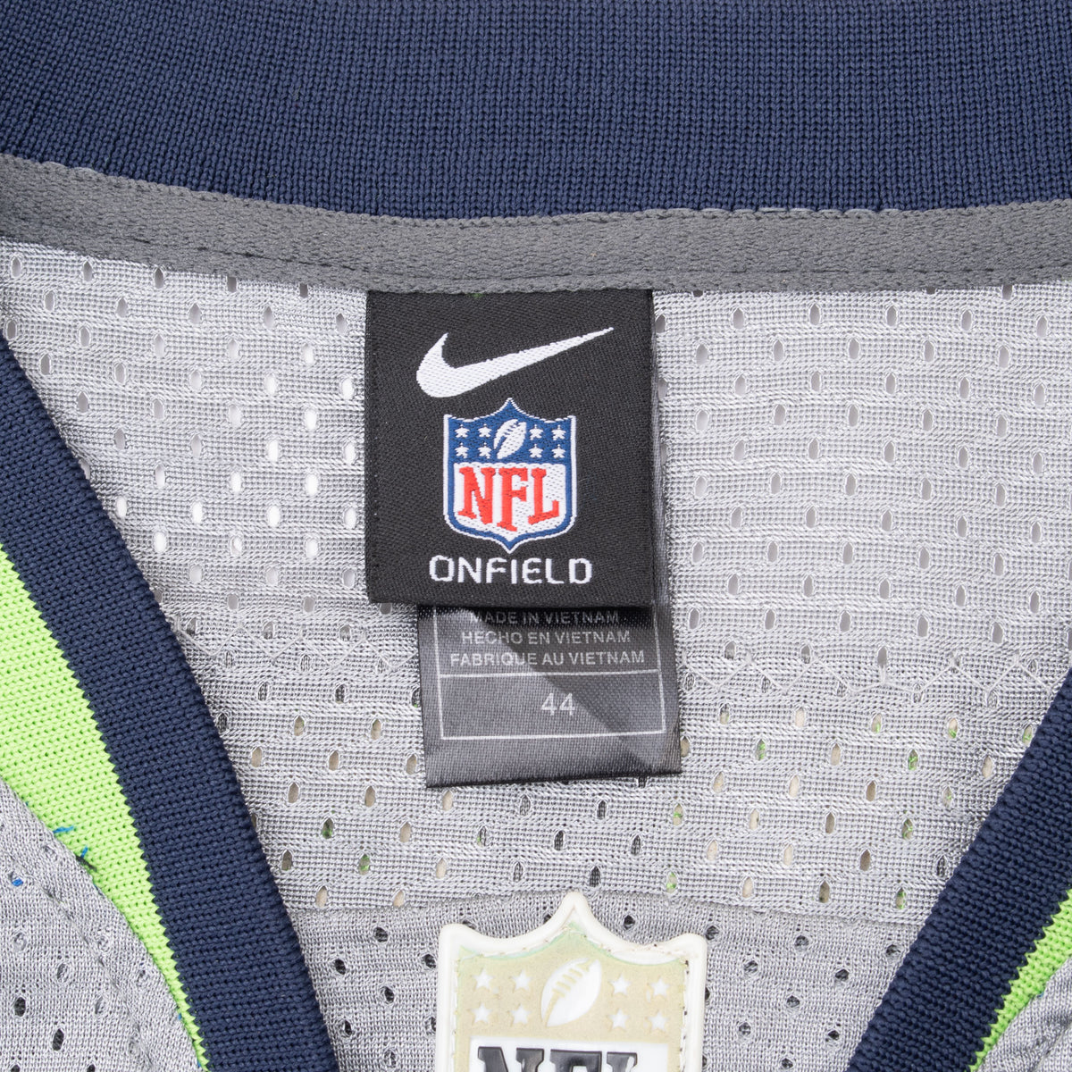 Vintage Nfl Seattle Seahawks Wilson #3 Nike Jersey Size 44