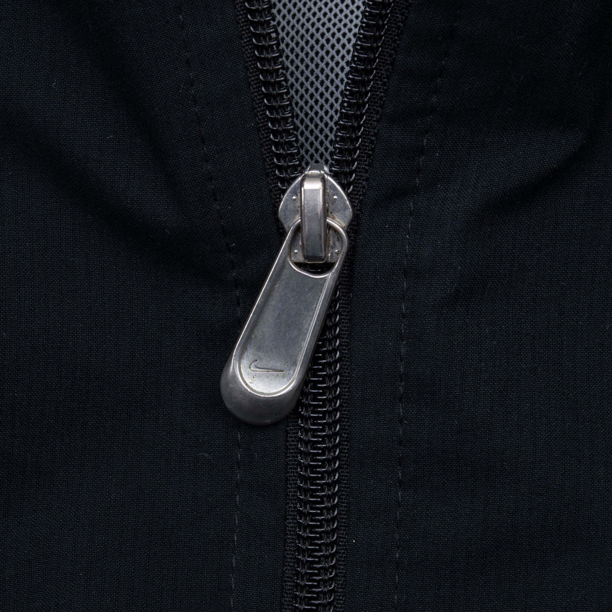 Vintage Nike Classic Swoosh Black Windbreaker Jacket 2000S Size 2XL