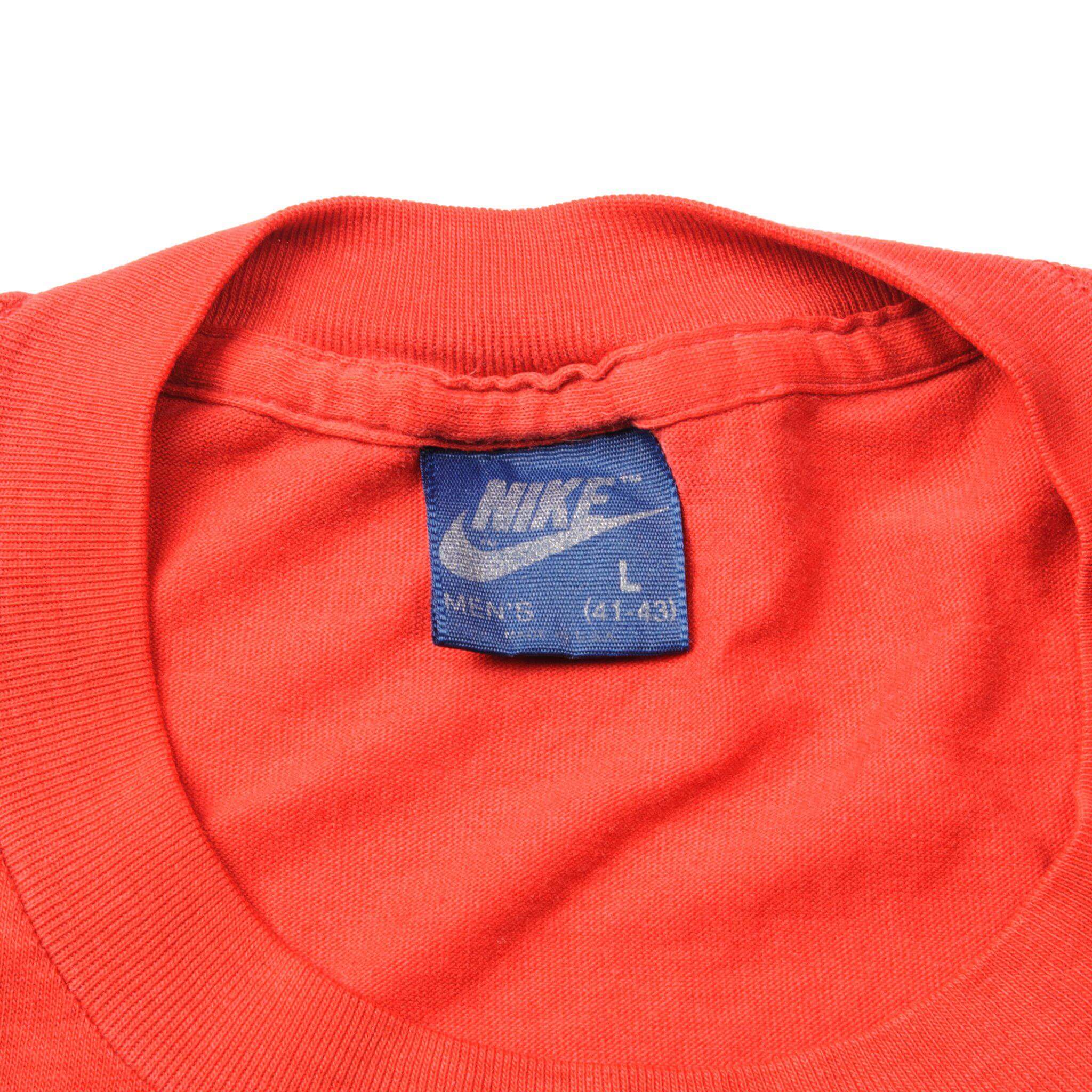 VINTAGE NIKE TEE SHIRT 1984-1987 SIZE LARGE MADE IN USA