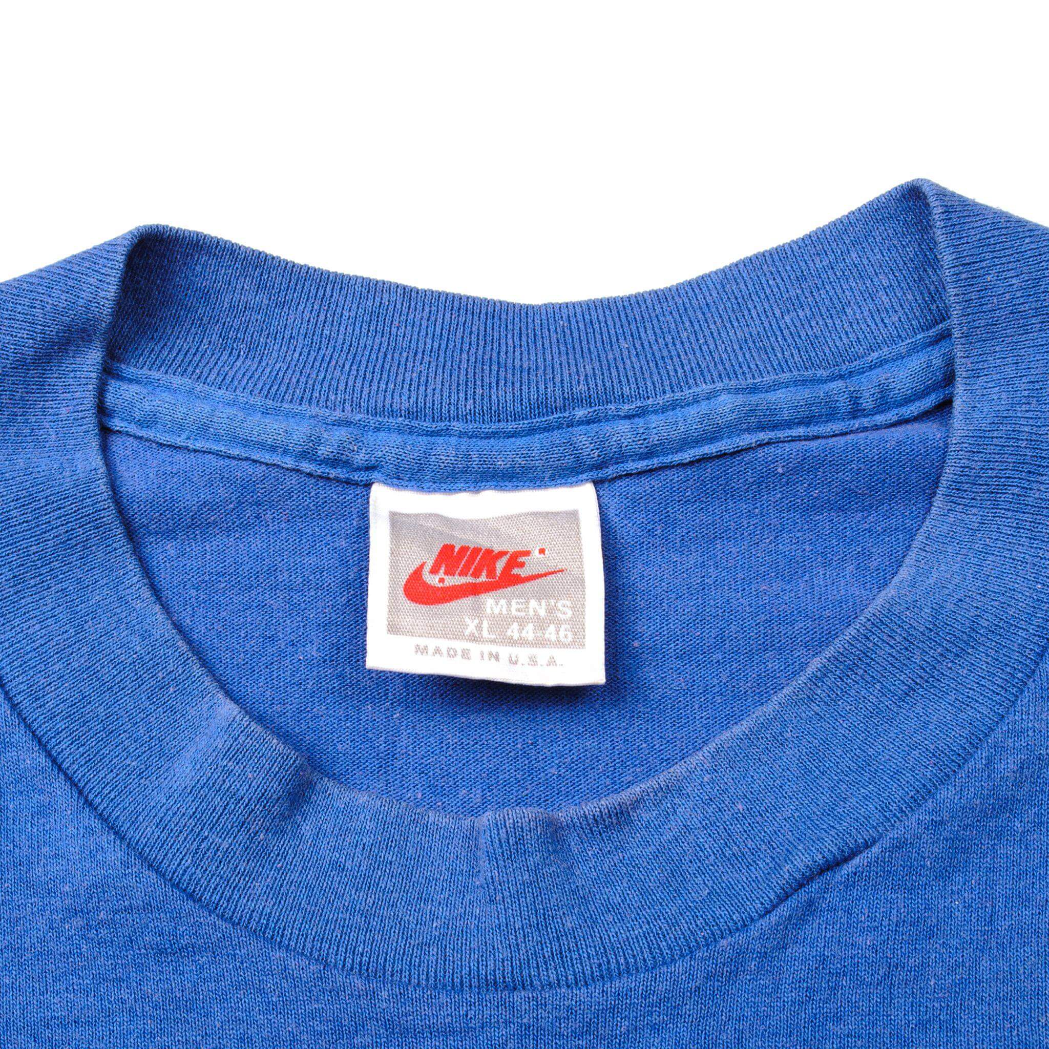 VINTAGE NIKE TEE SHIRT 1987-1992 SIZE MEDIUM MADE IN USA
