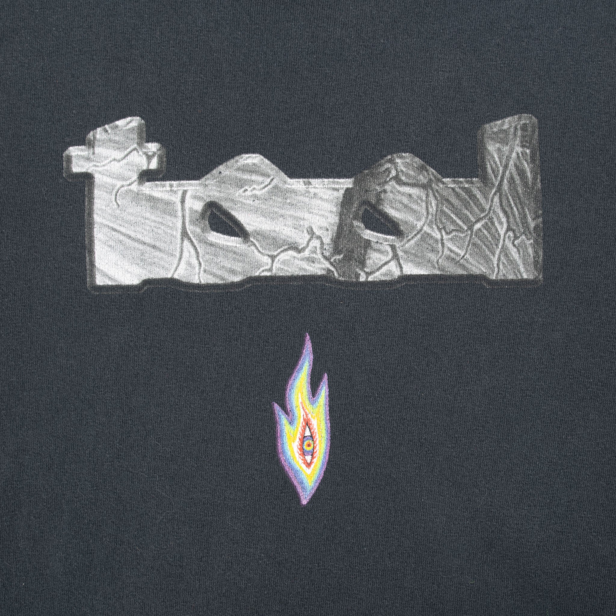 Vintage Tool Band 2002 Tee Shirt Size Medium