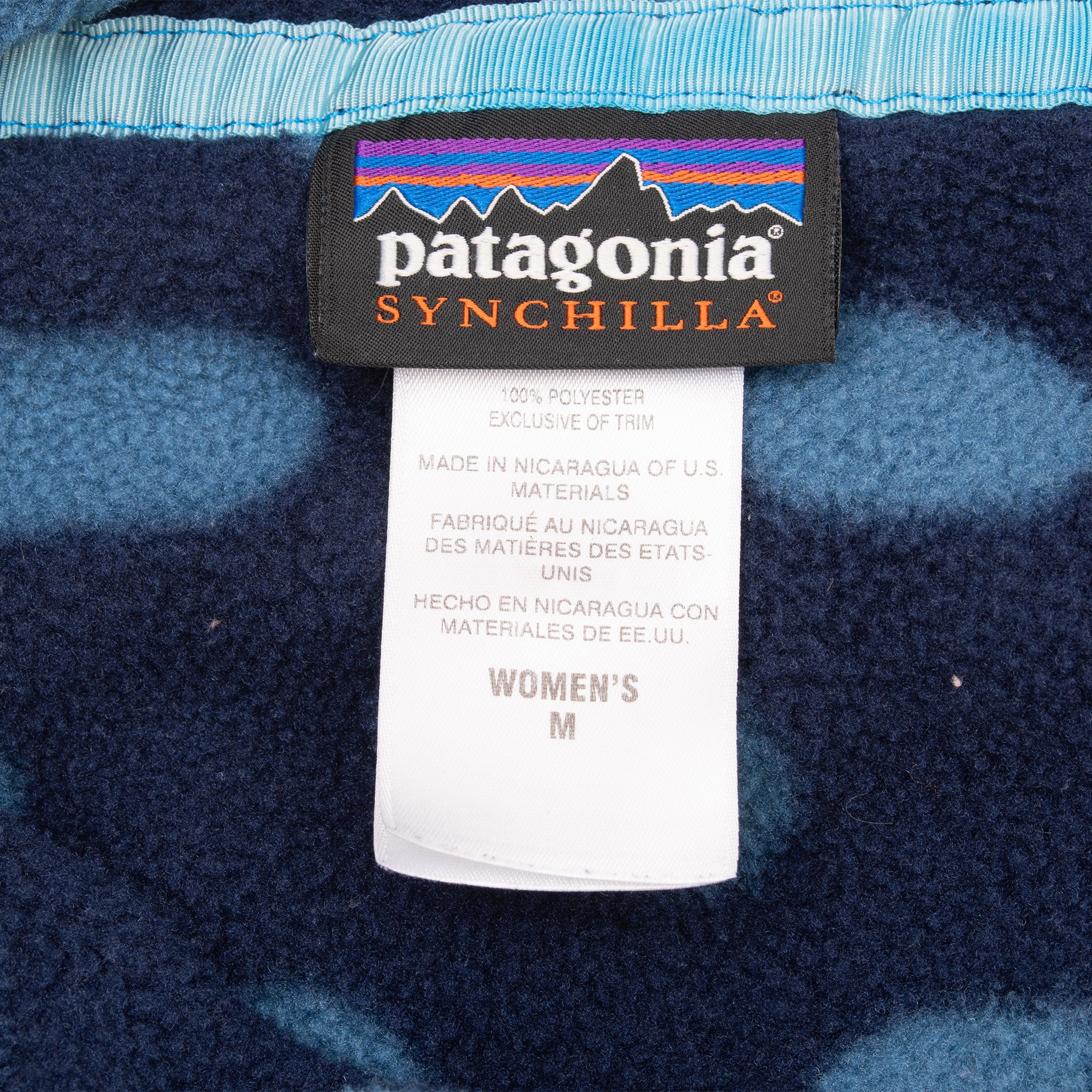Vintage Patagonia Snap T Synchilla Blue Polka Dot Woman Fleece Jacket Size Medium Women
STY25455FA14