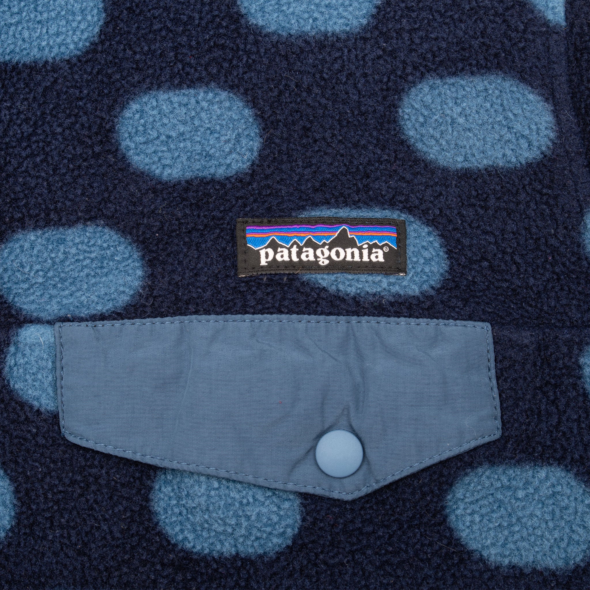 Vintage Patagonia Snap T Synchilla Blue Polka Dot Woman Fleece Jacket Size Medium Women
STY25455FA14