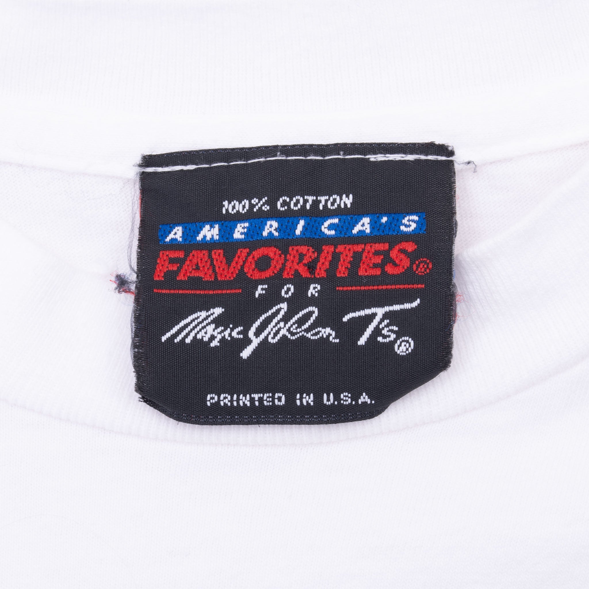 Vintage Nba Phoenix Suns 1990S White Tee Shirt Size XL Magic Johnson Tee Shirt With Single Stitch Sleeves