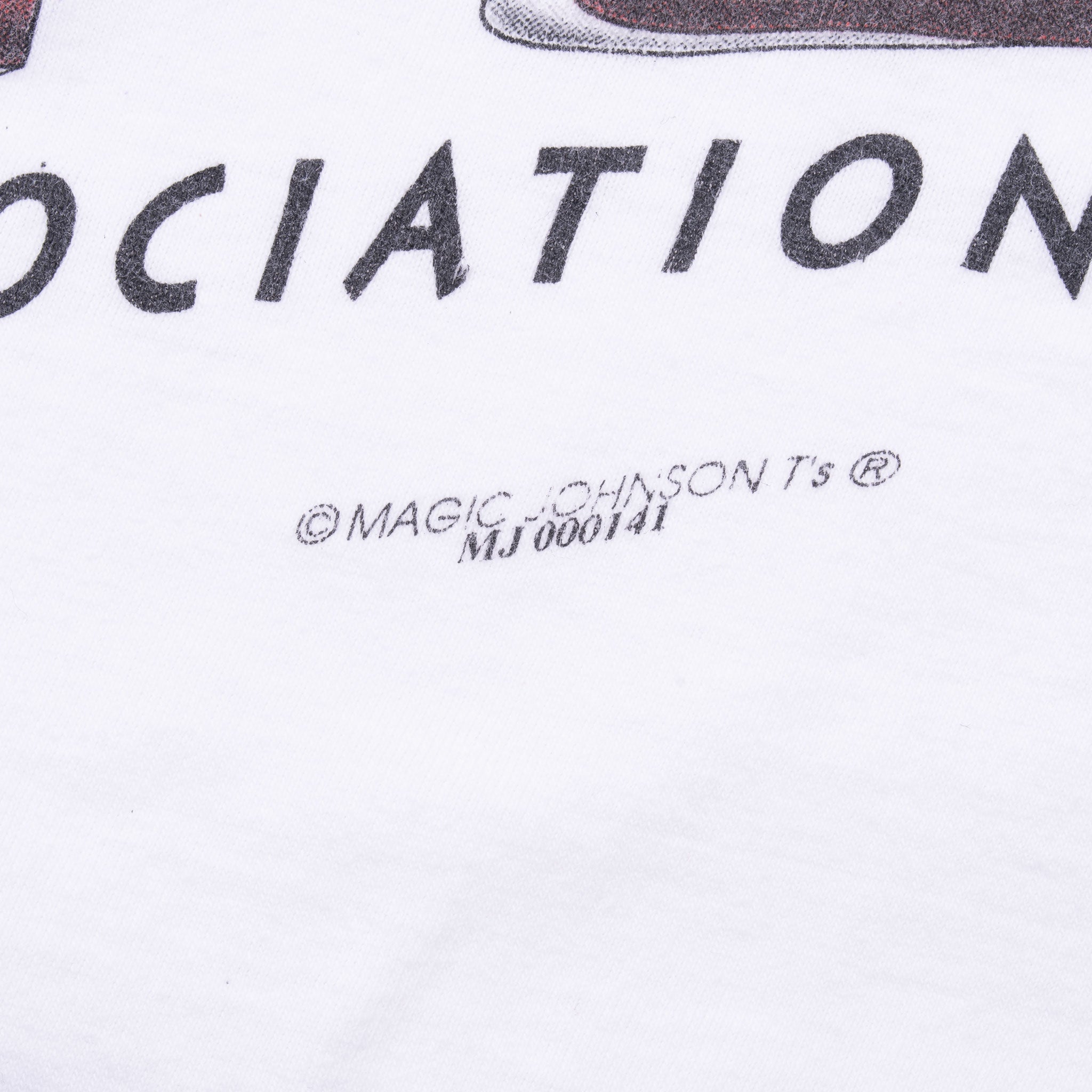 Vintage Nba Phoenix Suns 1990S White Tee Shirt Size XL Magic Johnson Tee Shirt With Single Stitch Sleeves