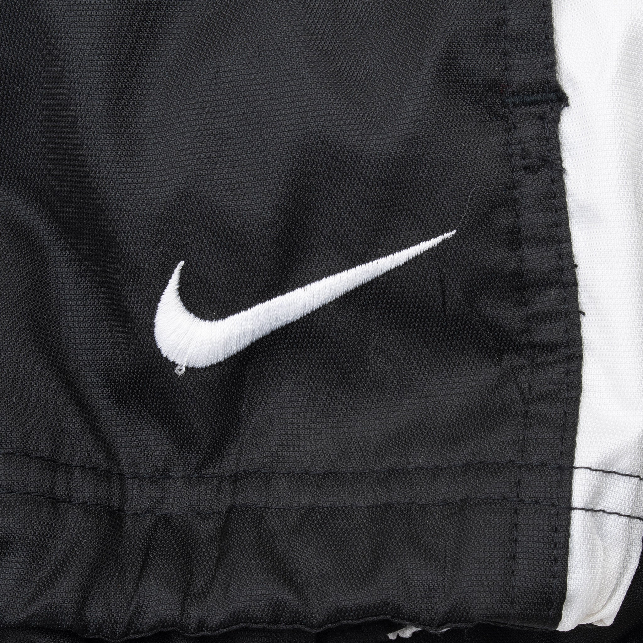 Vintage Nike Black Pullover Windbreaker Jacket 1990S Size Medium