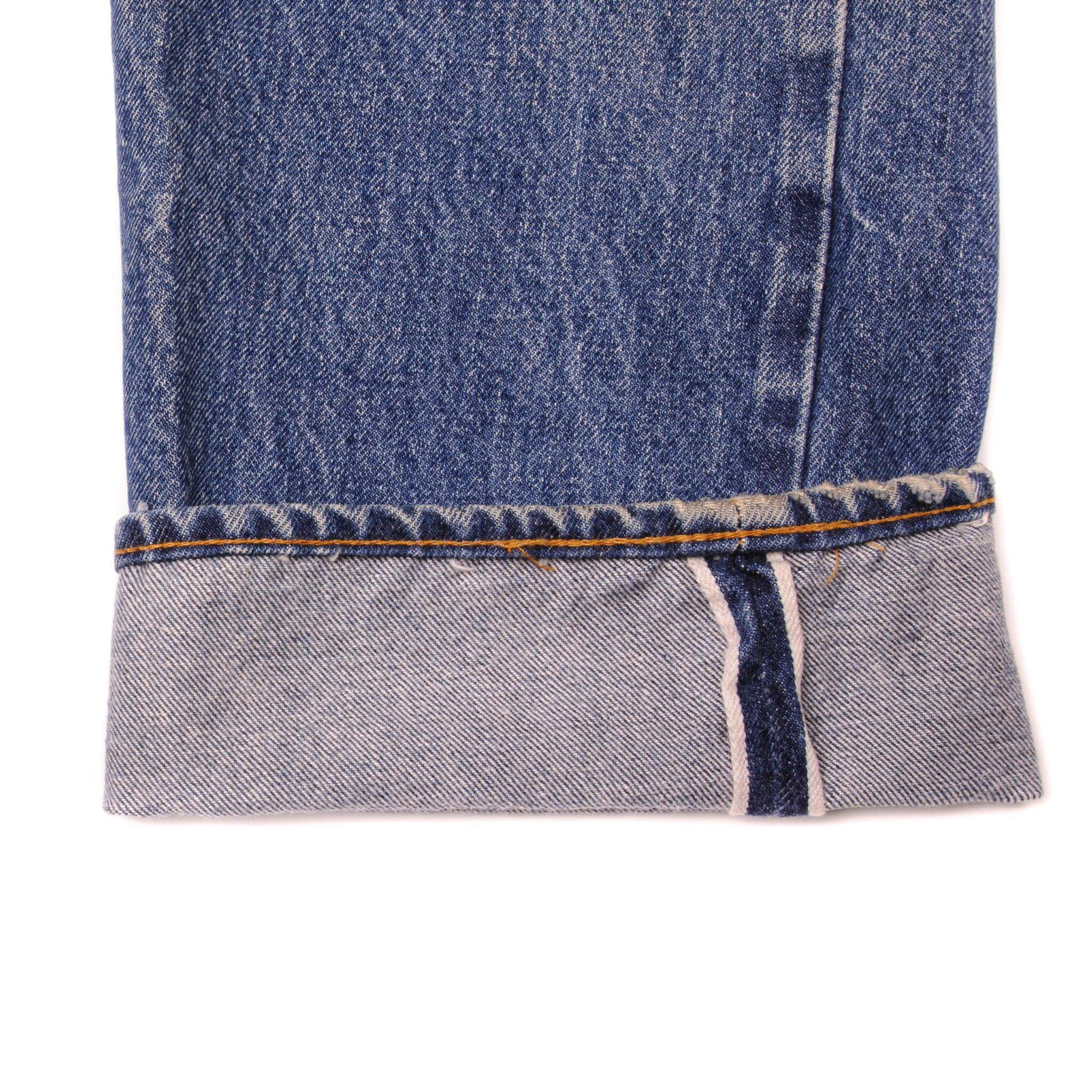 VINTAGE LEVIS 501 JEANS INDIGO early 1980s SIZE 35W L28 MADE IN USA WITH SELVEDGE