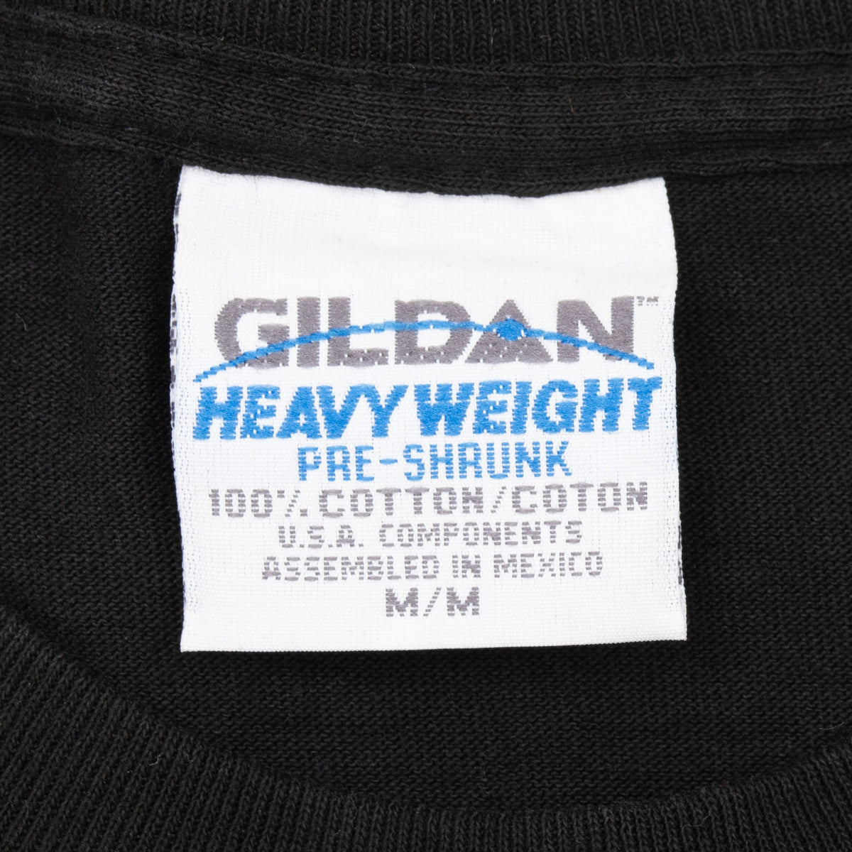 Gildan Heavyweight M size neck tag on black Saturday Night Live T-shirt