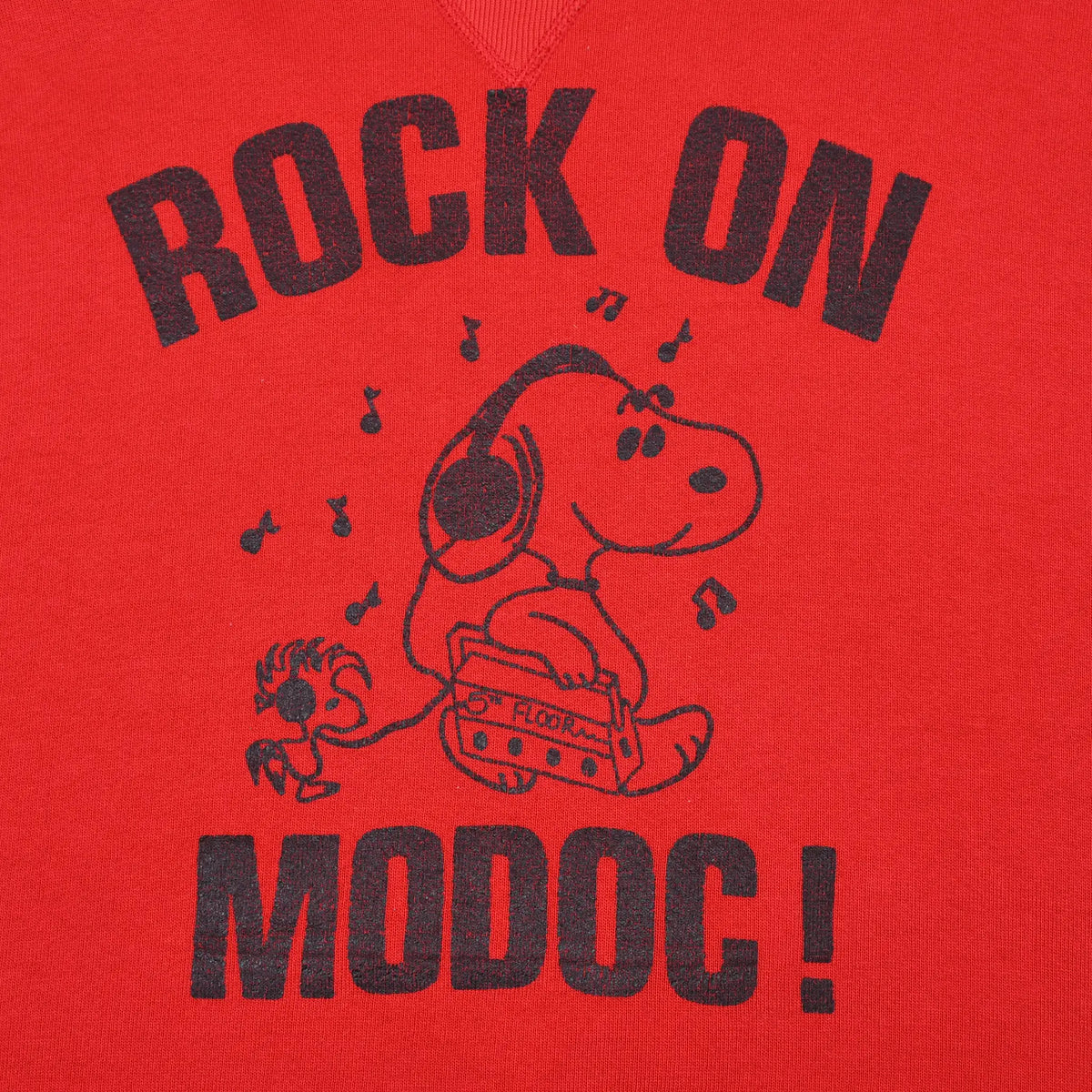 Vintage Peanuts Snoopy Rock On Modoc Sweatshirt 1980s Large Made in USA