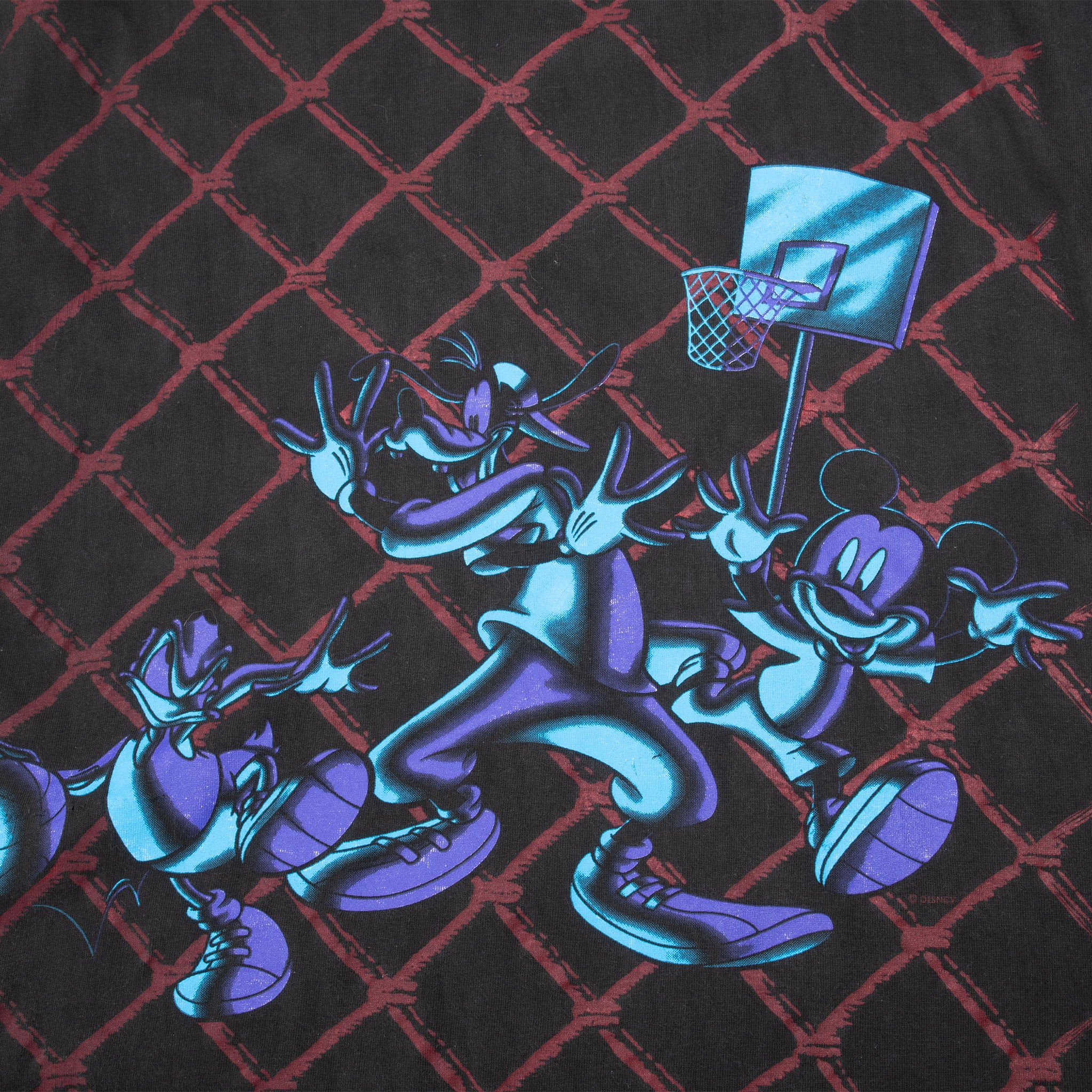 Vintage Disney Mickey Mouse Goofy Donald Basketball Tee Shirt 1990S Size Large