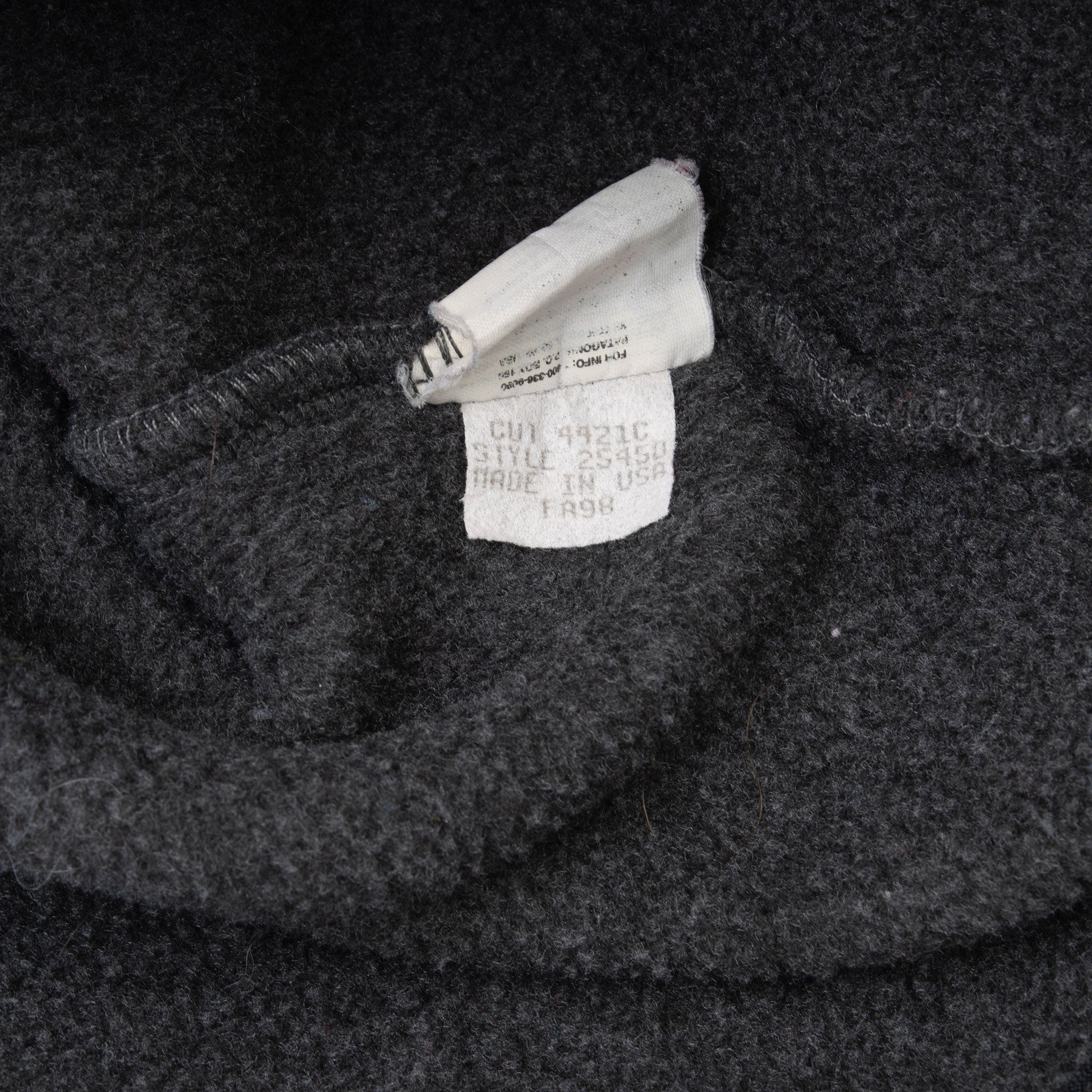 Vintage Patagonia Grey Olive Green Snap T Fleece Pullover Jacket 1990S Size Medium Made In USA
CUT 4421C
STYLE 25450