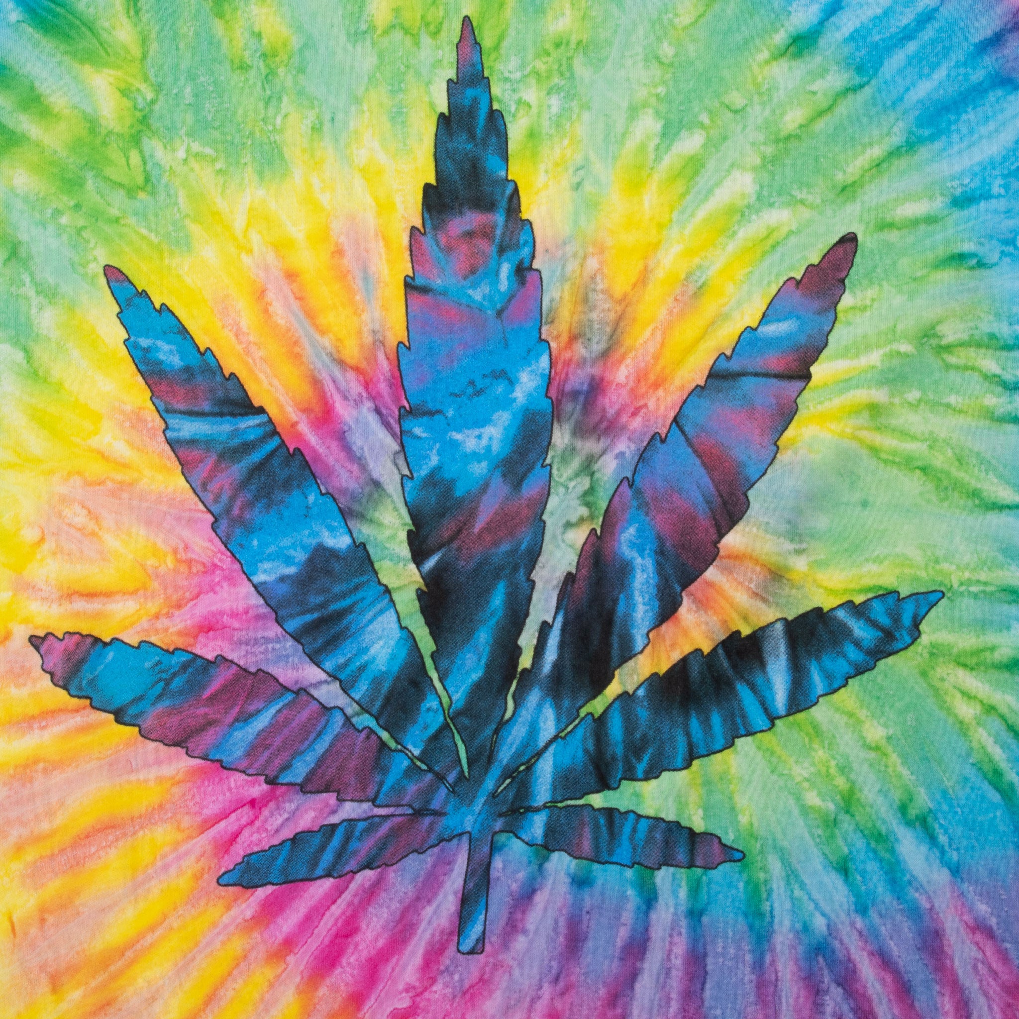 Vintage Tie Dye Rainbow Weed Tee Shirt 2000S Size Medium