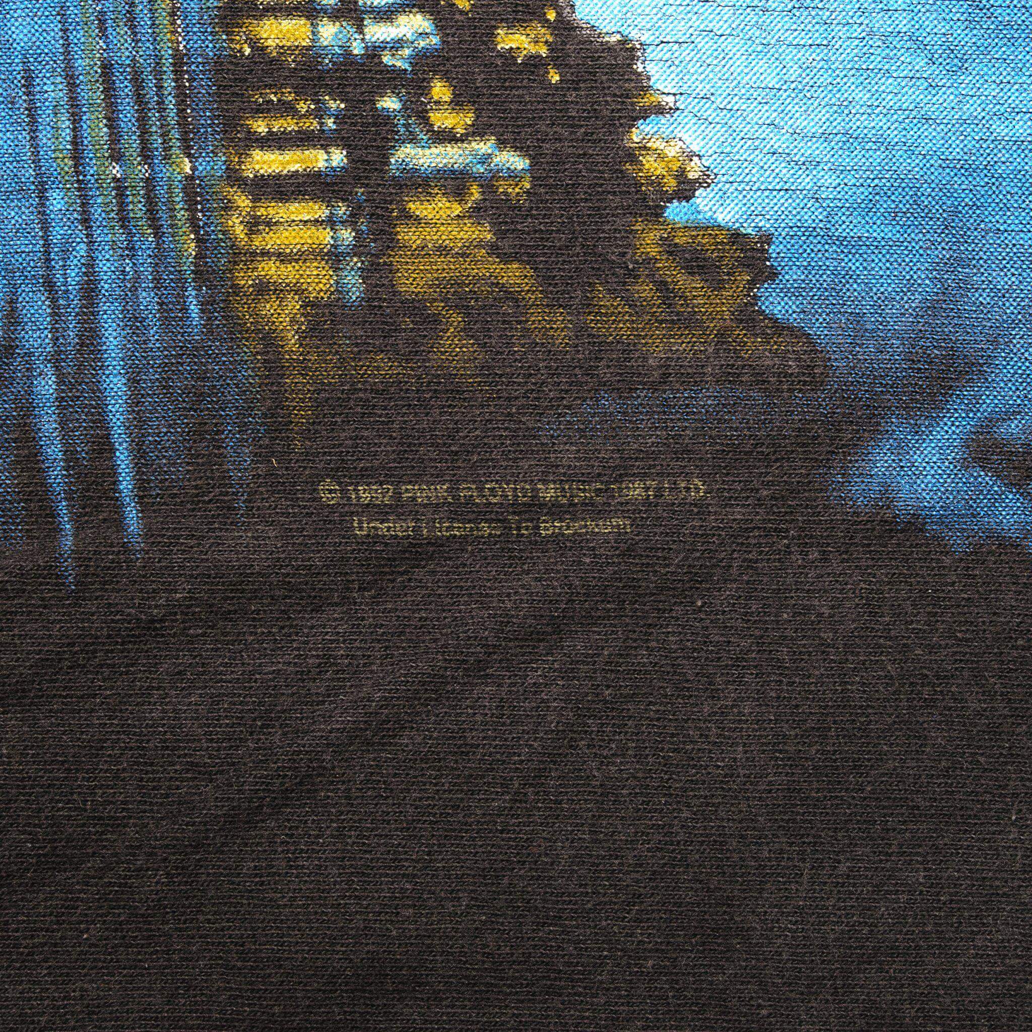 VINTAGE PINK FLOYD TEE SHIRT 1992 SIZE LARGE MADE IN USA