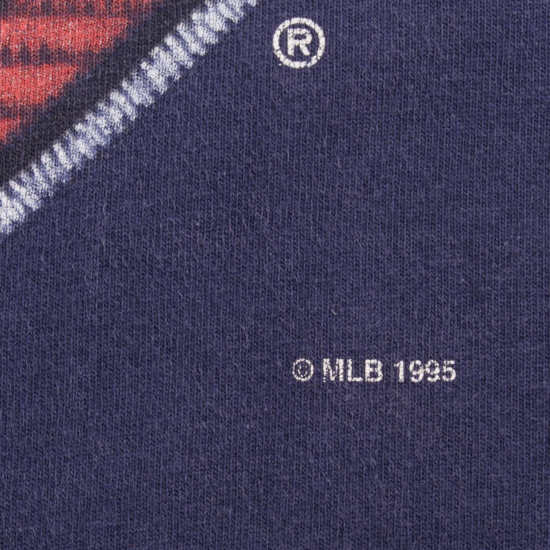 Vintage MLB Cleveland Indians 1995 Tee Shirt Size Large Made In USA With Single Stitch Sleeves