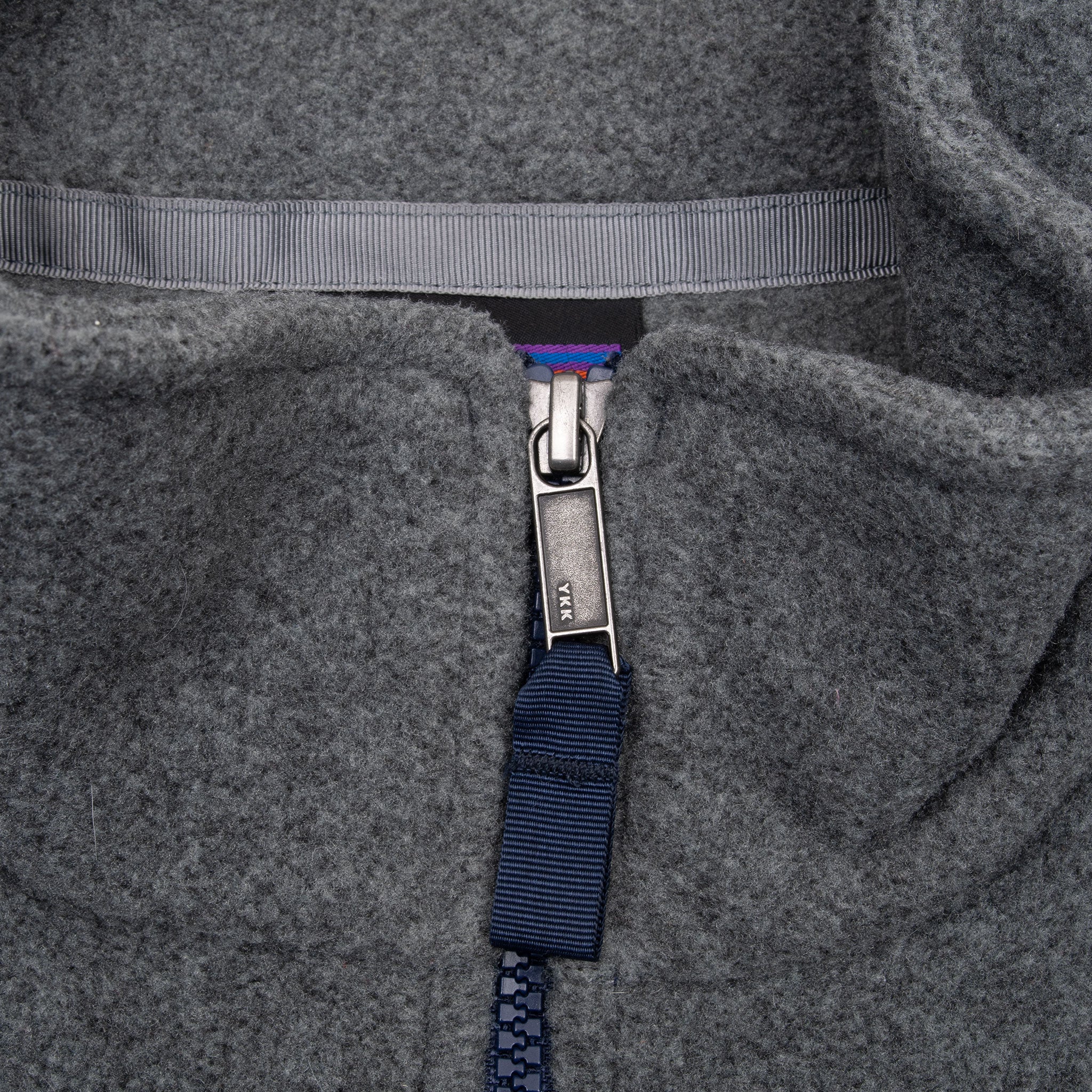 Vintage Patagonia Grey Snap T Fleece Vest Jacket Size Large 2000S
RN51884
STY25500