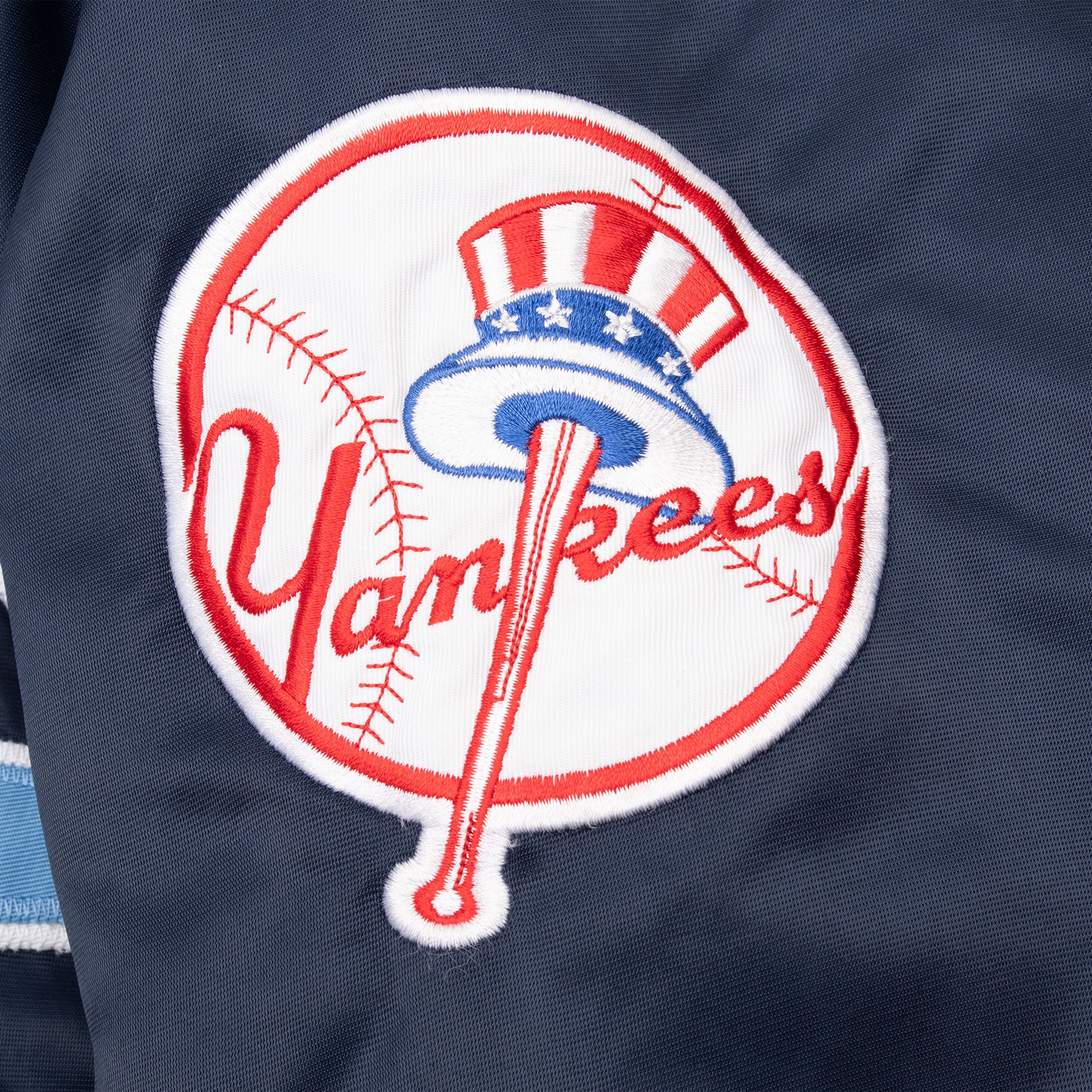 Vintage Mlb New York Yankees 1990S Majestic Bomber Satin Jacket Size Medium