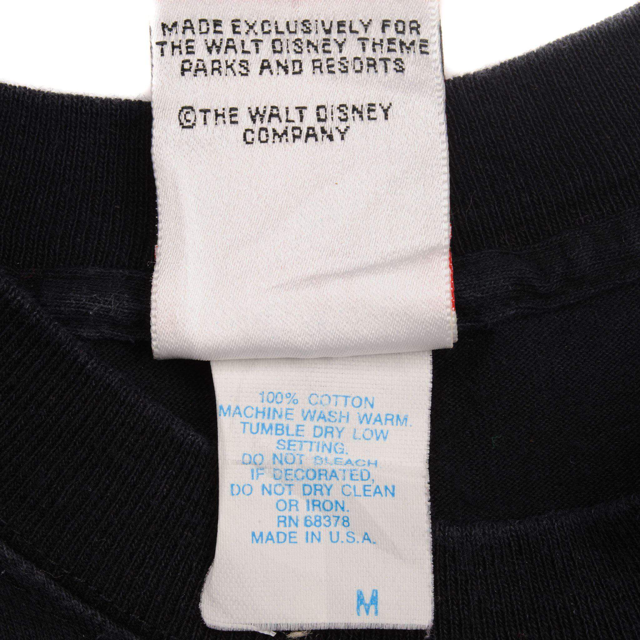 VINTAGE DISNEY WINNIE  THE POOH TEE SHIRT SIZE MEDIUM MADE IN USA