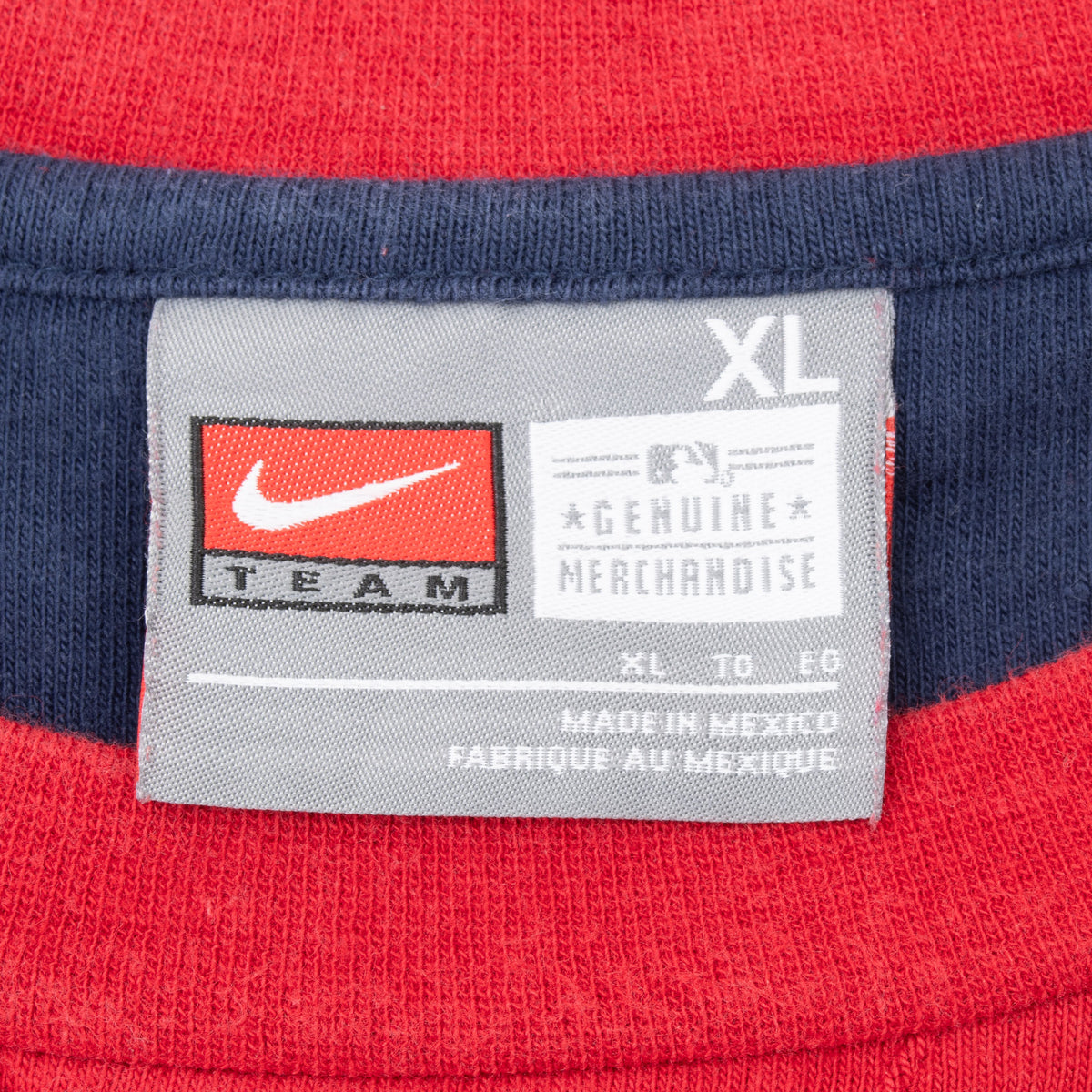 Nike Team XL neck label inside red St. Louis Cardinals T-shirt