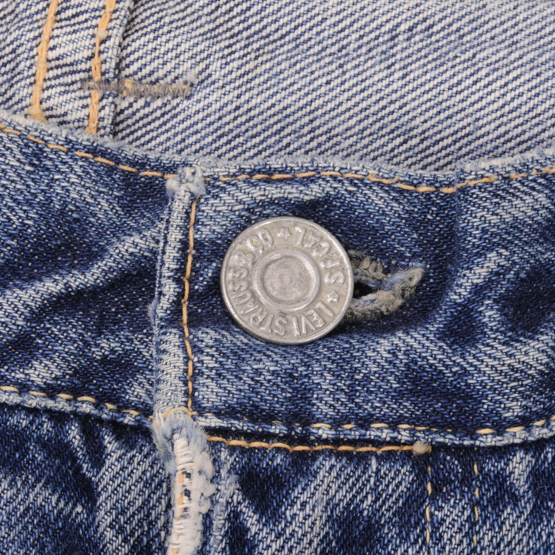 Beautiful Indigo Levis 501 Jeans With Single Stitch, Rivet XX and Selvedge Made in USA with Medium Blue Wash. Size 32x29 Zip: Gripper Zipper