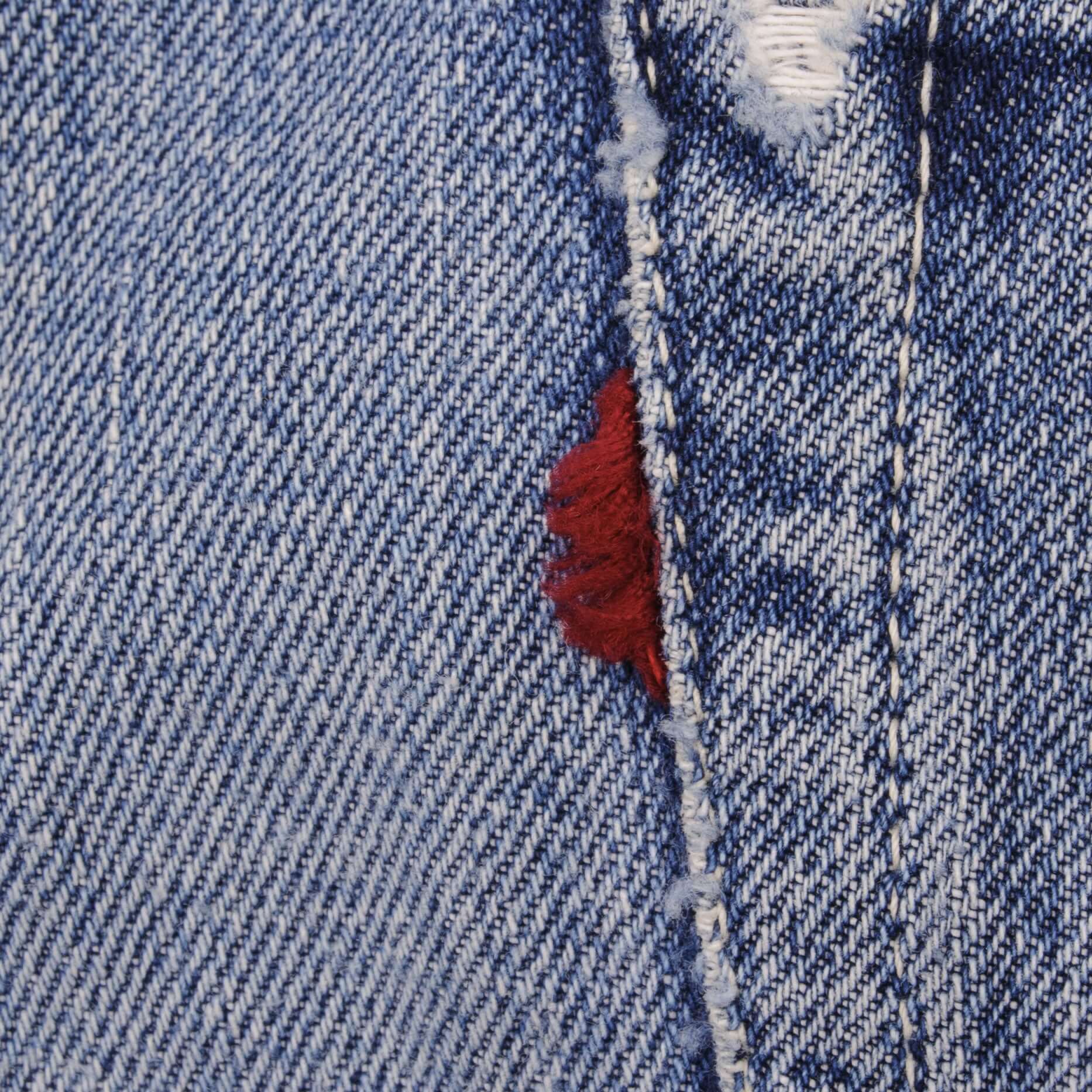 Beautiful Indigo Levis 501 Jeans With Single Stitch, Rivet XX and Selvedge Made in USA with Medium Blue Wash. Size 32x29 Zip: Gripper Zipper