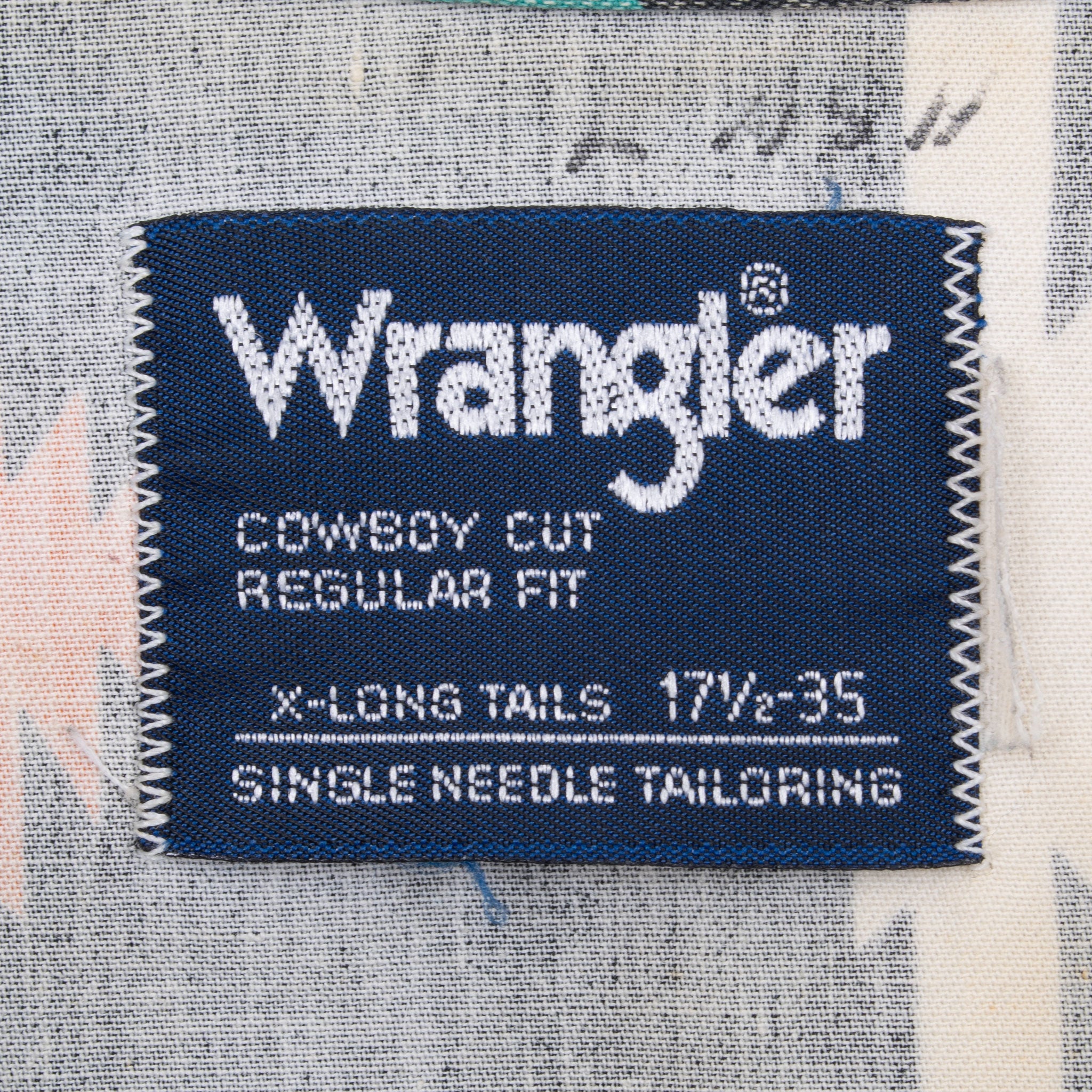 Vintage Wrangler Aztek Shirt 1990S Size 17 1/2 X 35 Size X-LONG Tail