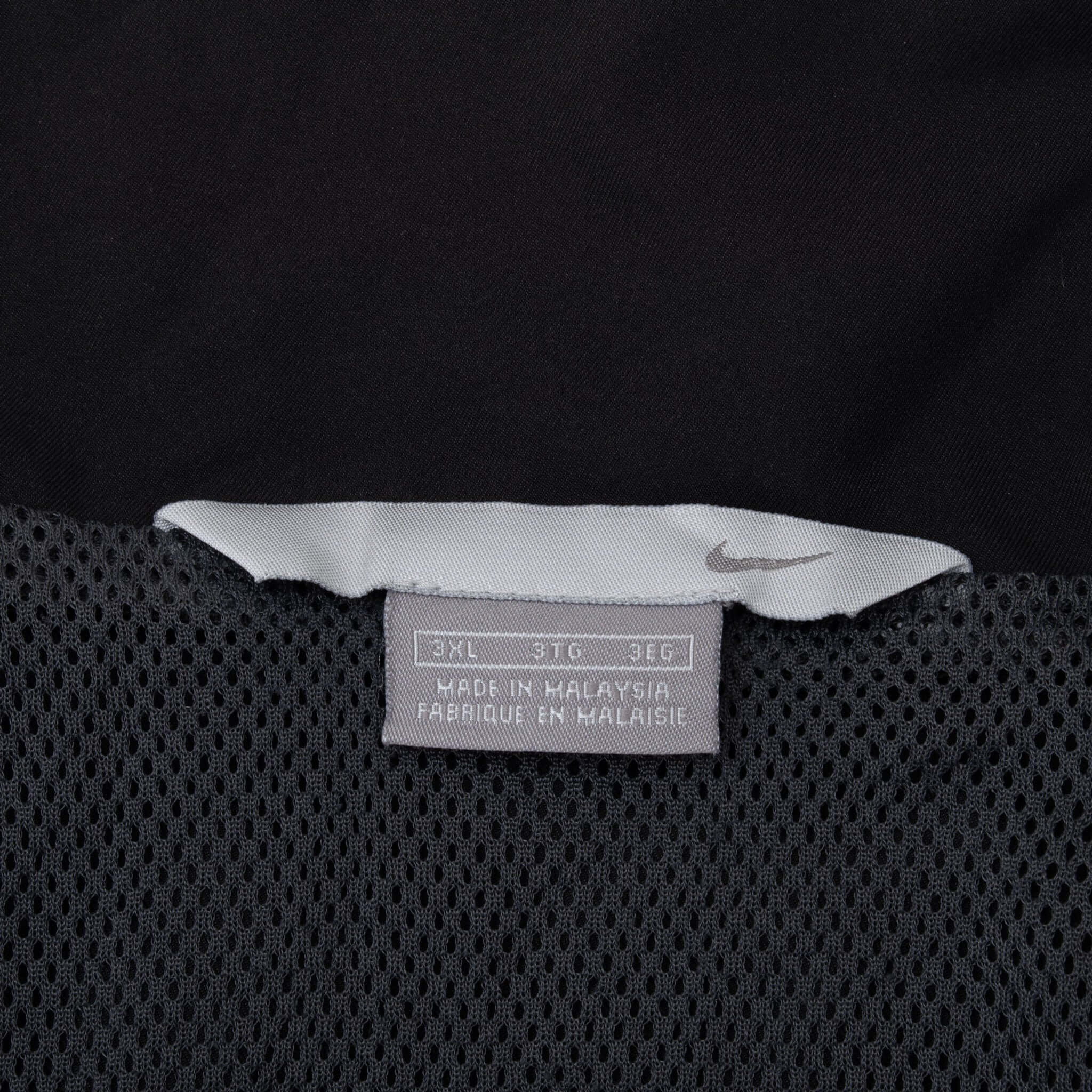 Vintage Nike Classic Swoosh Black Windbreaker Jacket 2000S Size 3XL