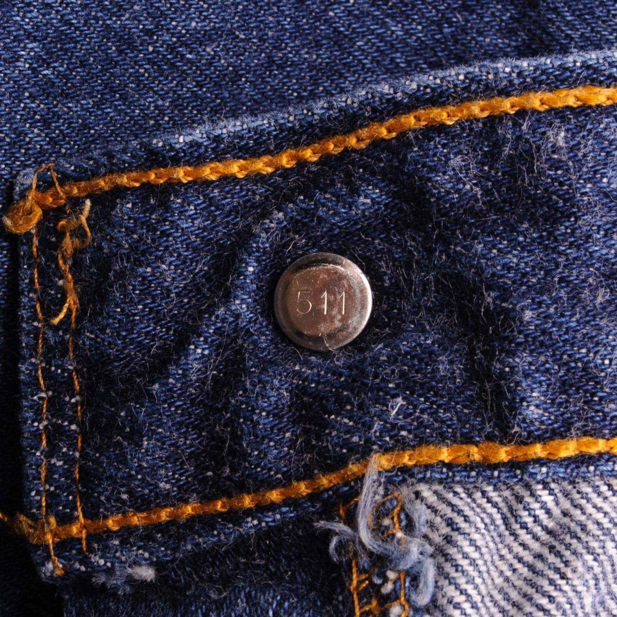 VINTAGE LEVIS 501 JEANS 1990S SIZE 33X33 W33 L33 MADE IN USA