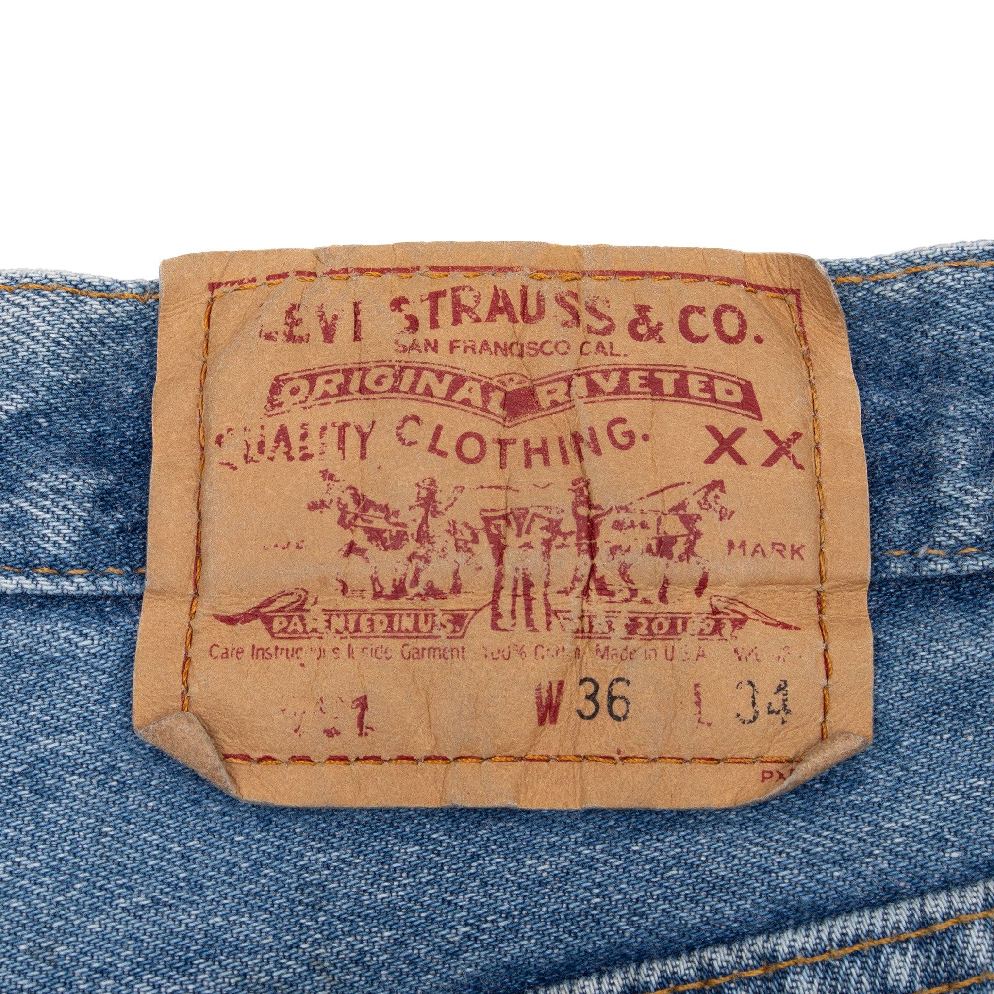 Vintage Levis 501 Indigo Blue Jeans 1980S Size 34X32 Made In Usa With A Medium Light Wash With Some Light Whiskers
Size on Tag 36X34 Actual Size 34X32
Back Button #520