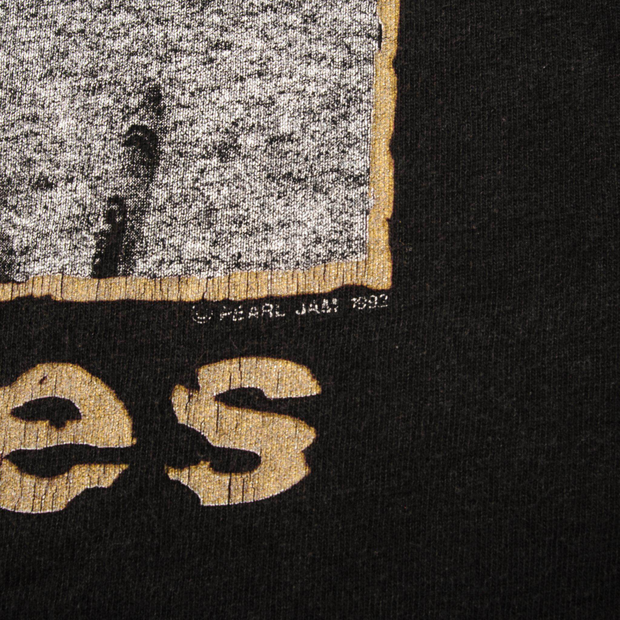 VINTAGE PEARL JAM TEE SHIRT 1992 SIZE LARGE MADE IN USA