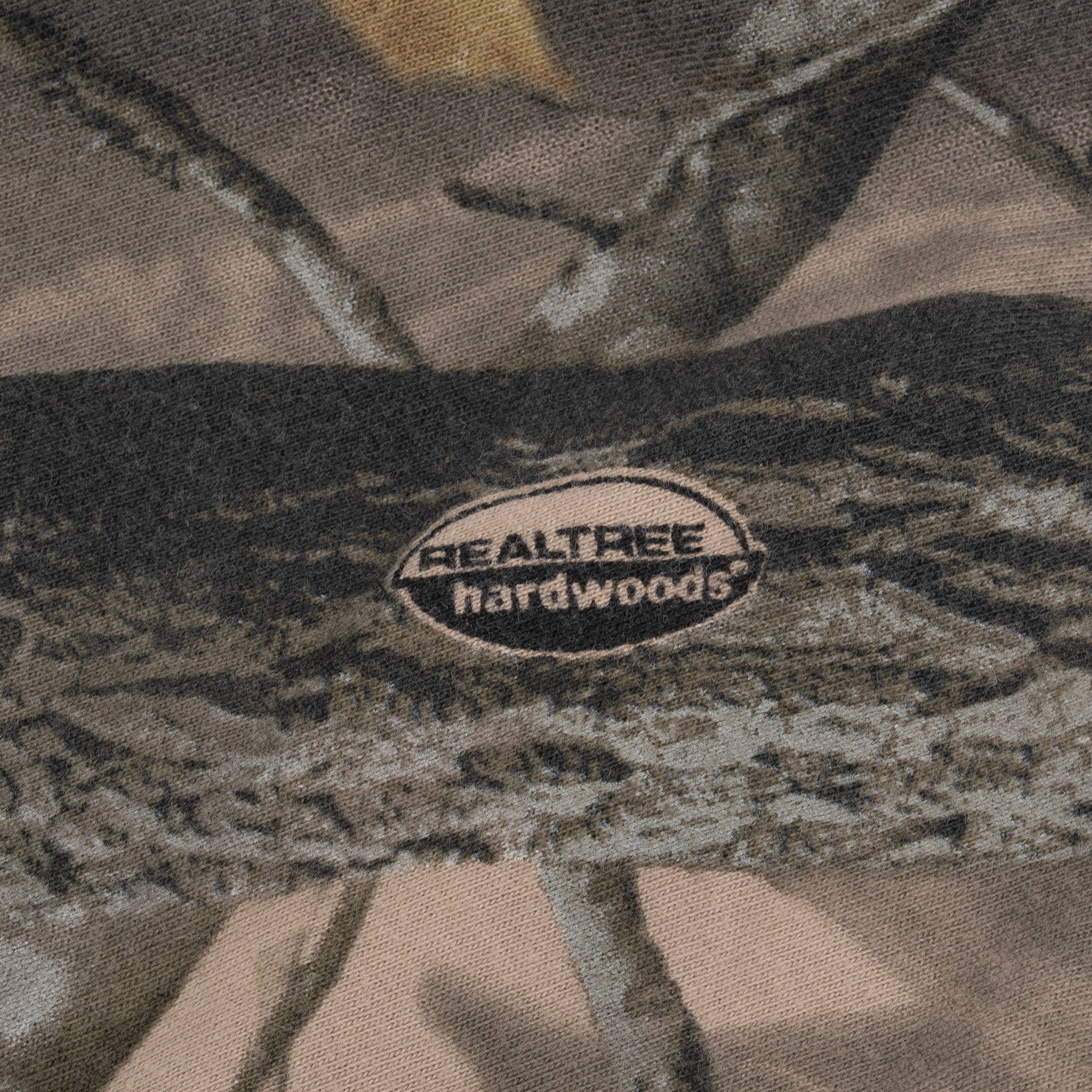 Vintage Hunting Realtree Hardwoods Camo Long Sleeve Pocket Tee Shirt Size Medium