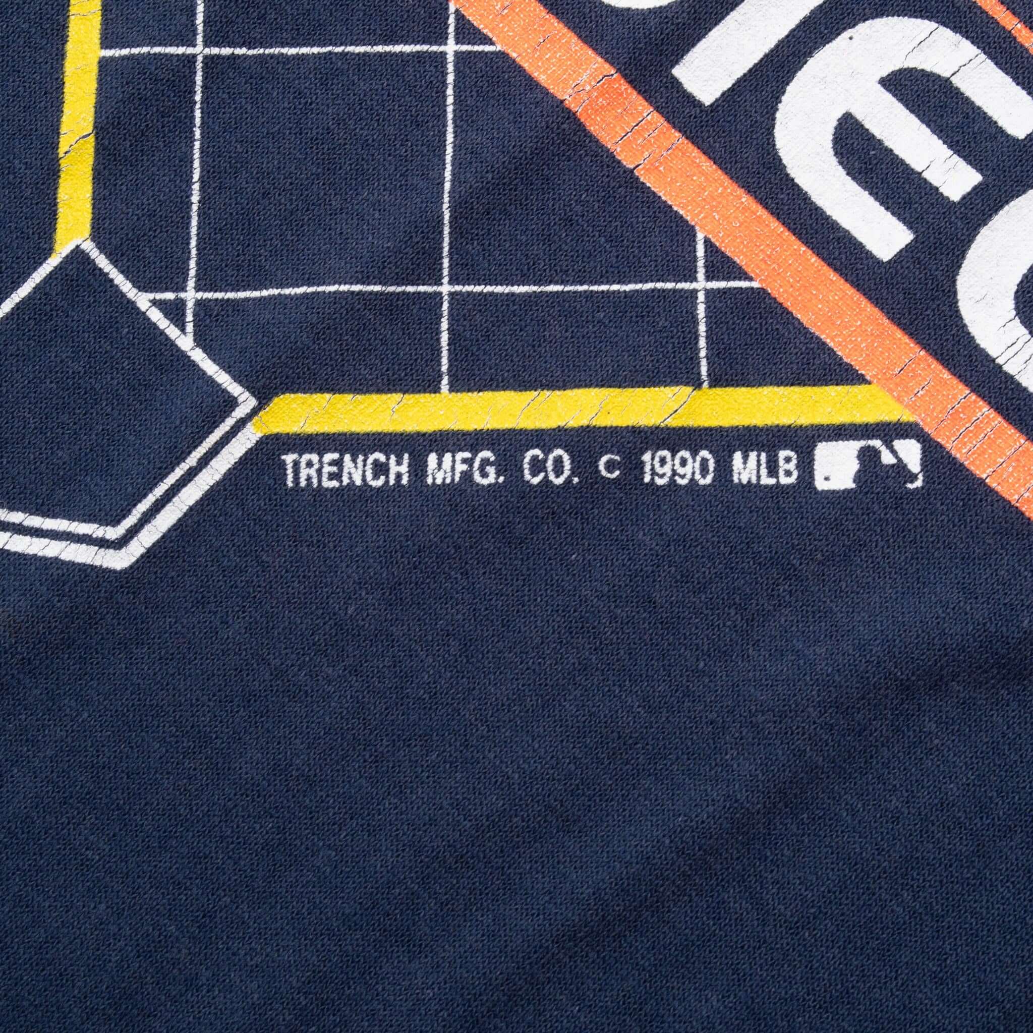 Vintage Mlb San Diego Padres 1990 Tee Shirt Size Large Made In Usa With Single Stitch Sleeves