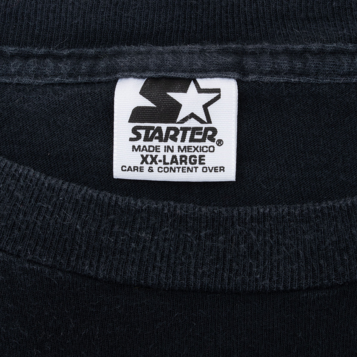 Starter XX-Large neck label on black Minnesota Vikings T-shirt