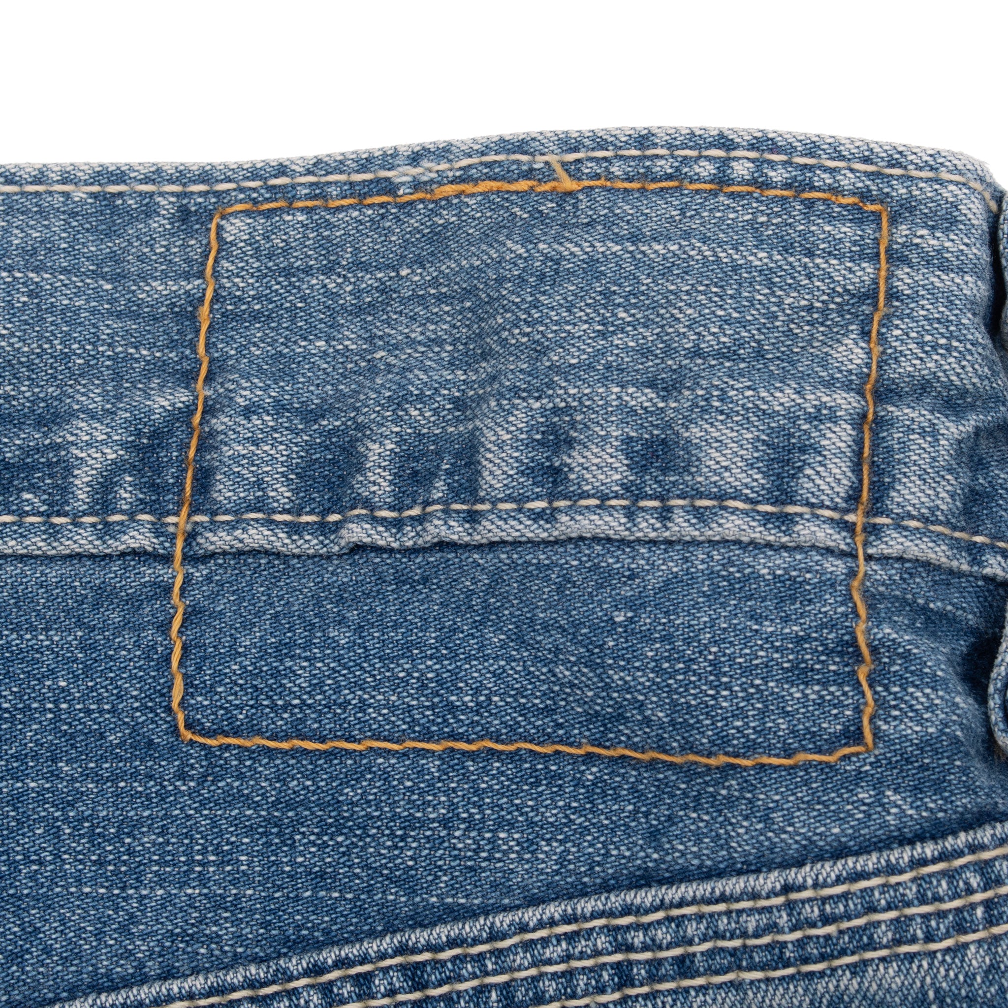 Vintage Levis Loose Straight Blue Denim Carpenter Jeans Size 32X32
Back Button #686