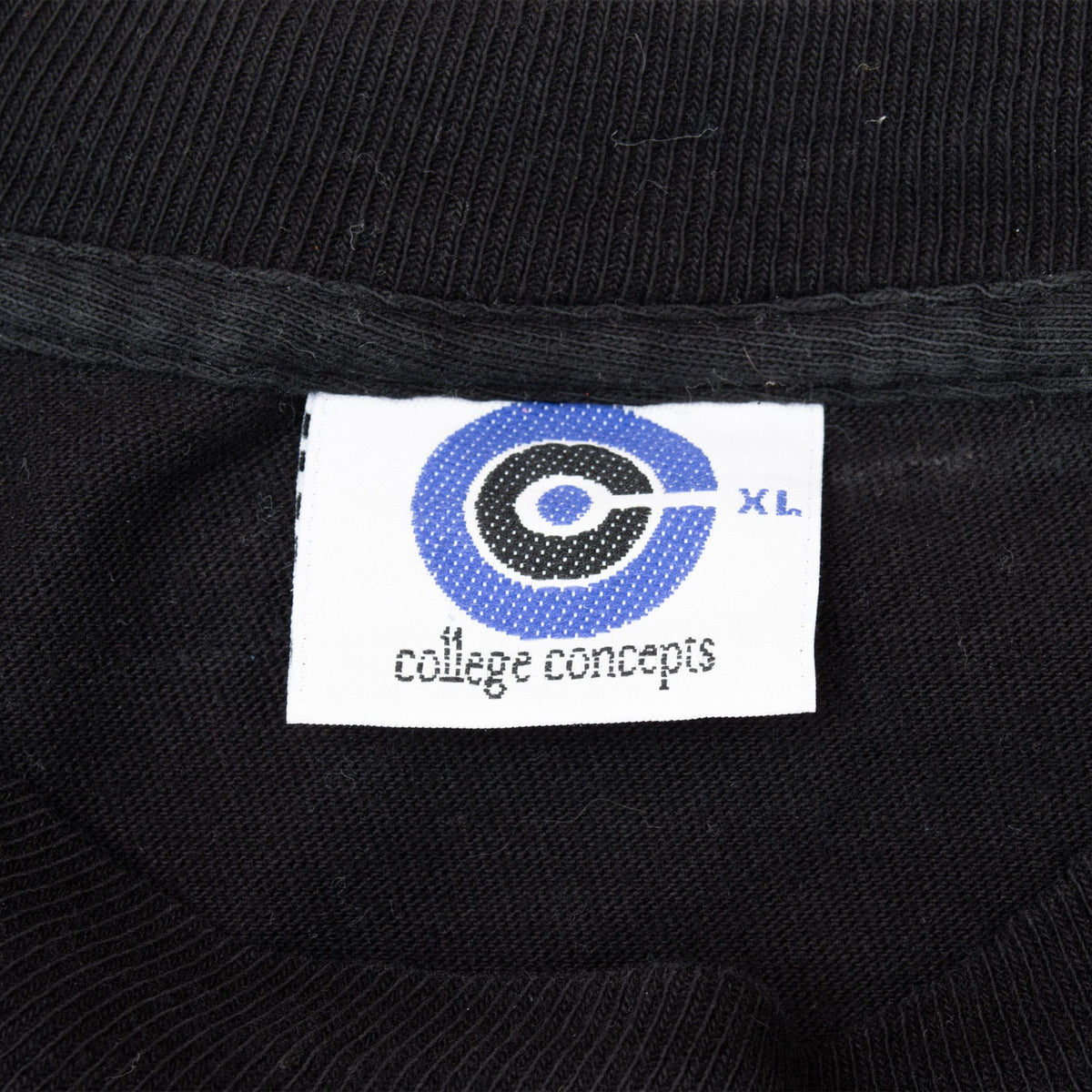 College Concepts XL neck tag inside black T-shirt