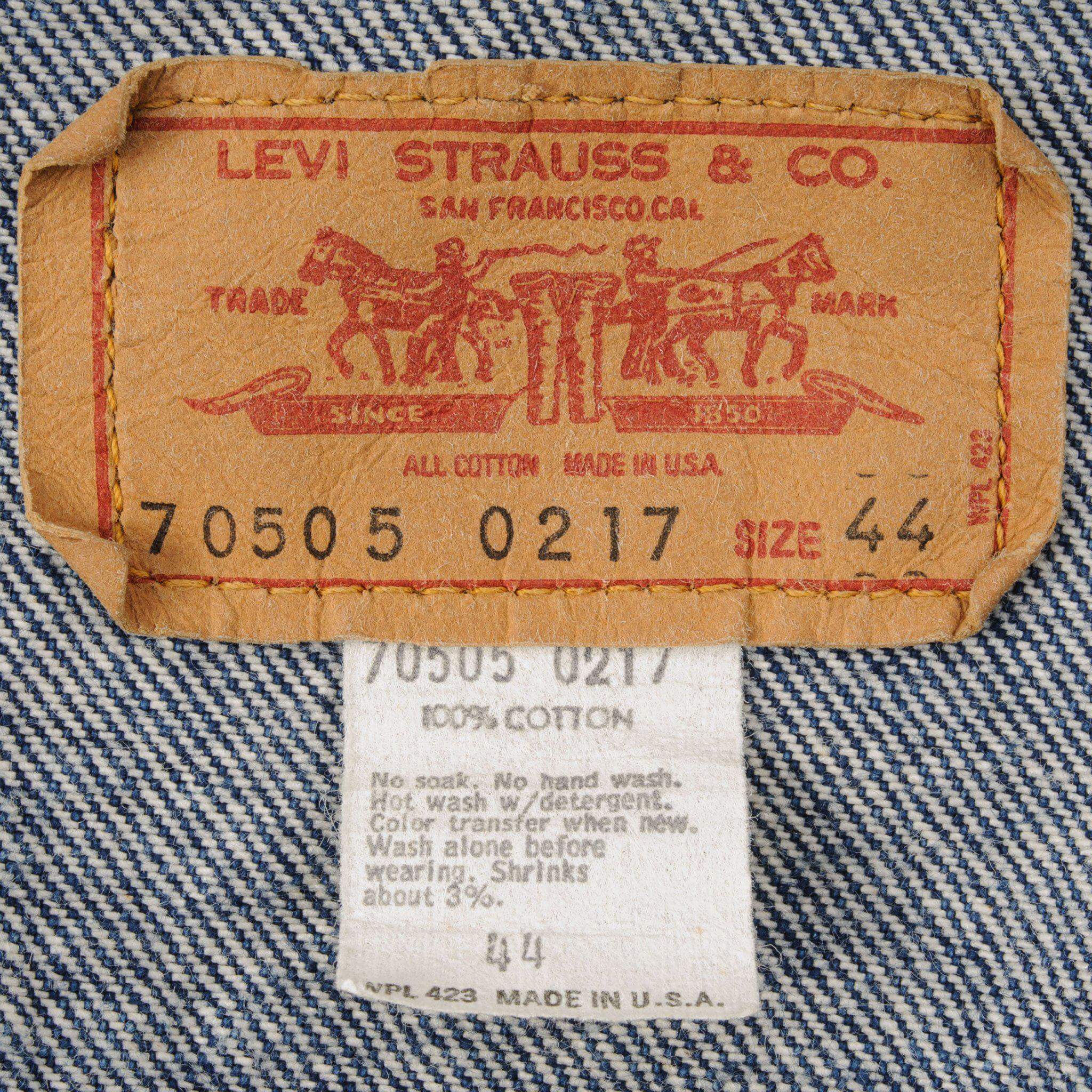 VINTAGE LEVIS JACKET SINGLE STITCH SIZE 44 MADE IN USA