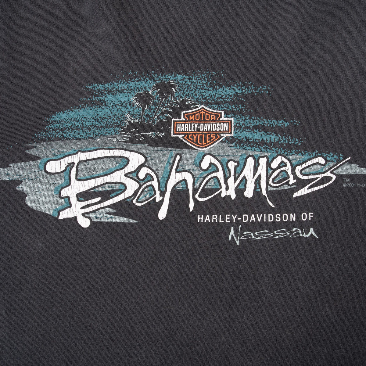 Back graphic detail with palm trees and Bahamas Harley-Davidson of Nassau lettering
