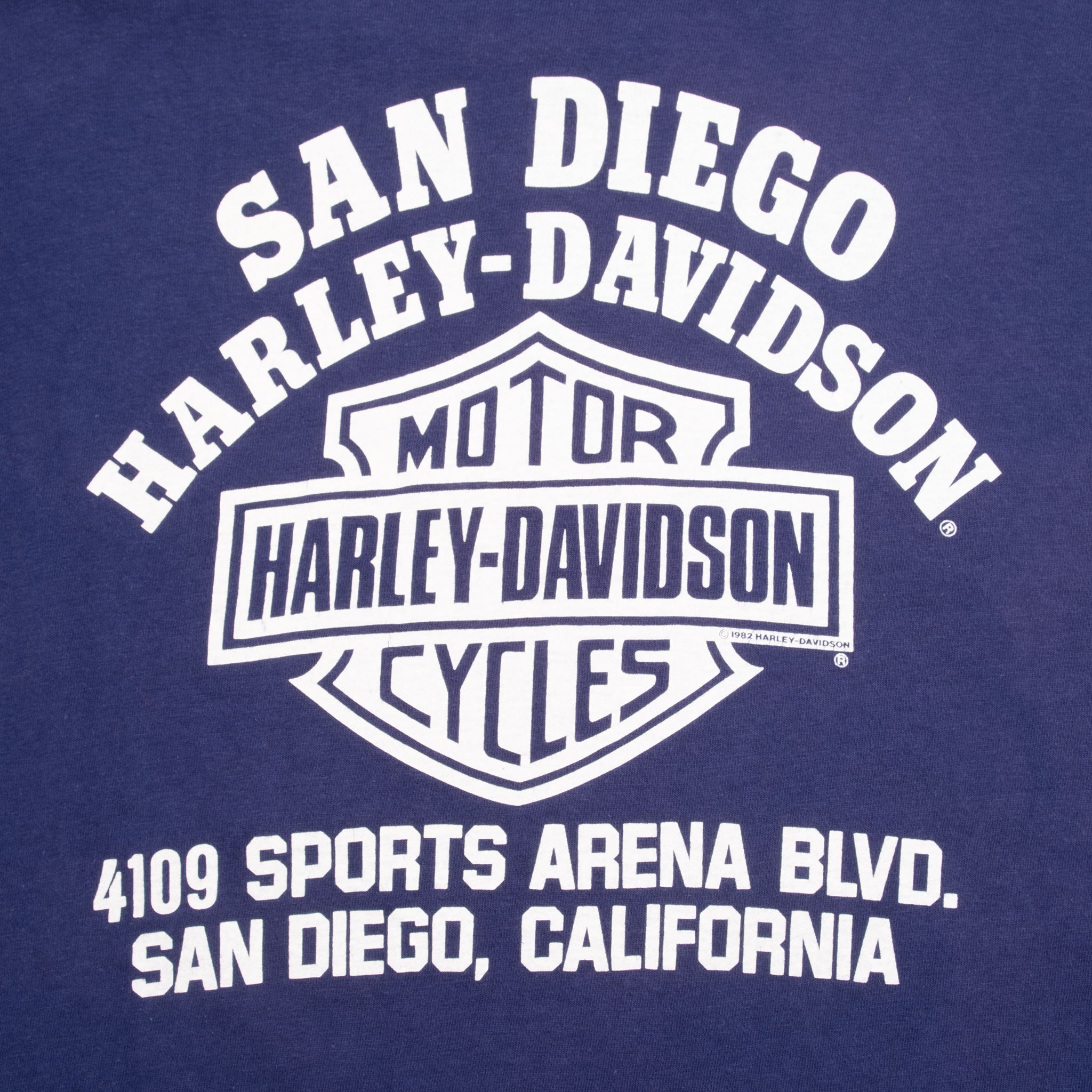 Vintage Harley Davidson Mount Rushmore San Diego Tee Shirt 1982 Size Large Made In Usa With Single Stitch Sleeves.