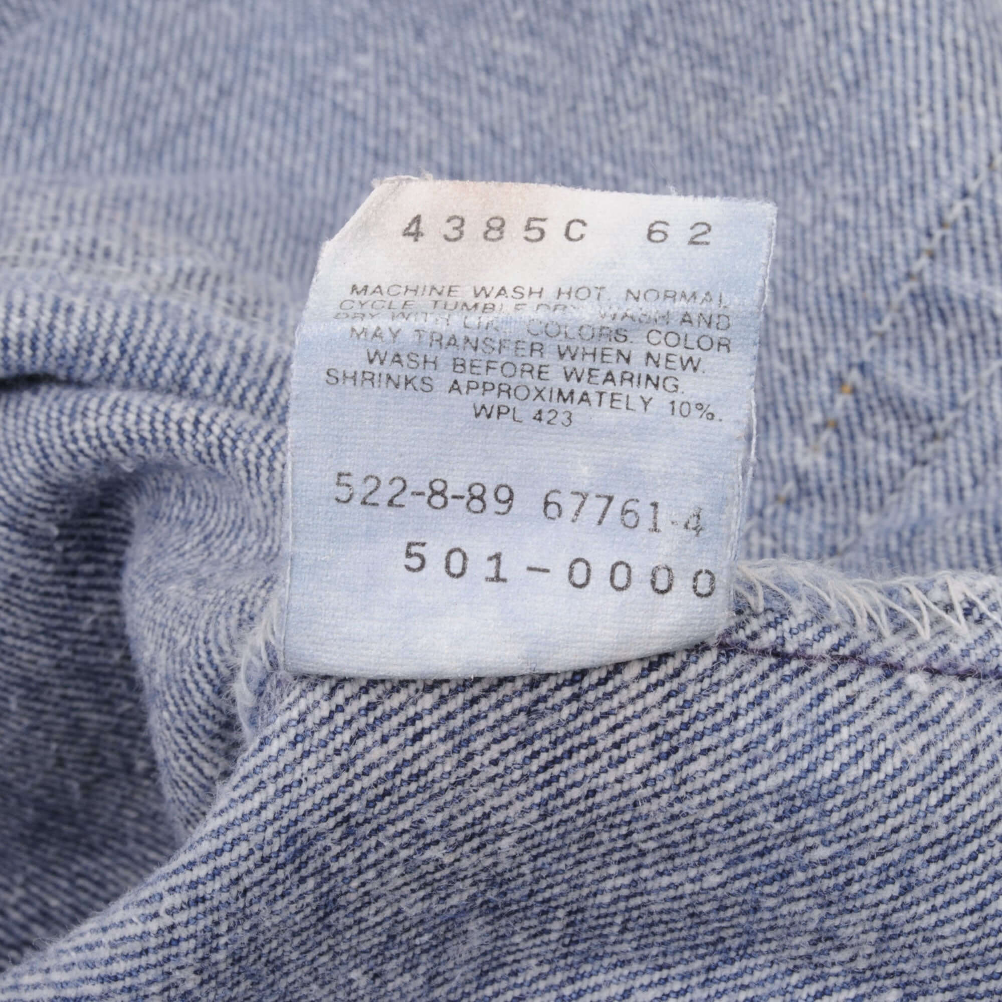 Beautiful Indigo Levis 501 jeans 1980s Made in USA with Medium Wash.  Size on tag 35X32 Actual Size 32X28  Back Button #522\