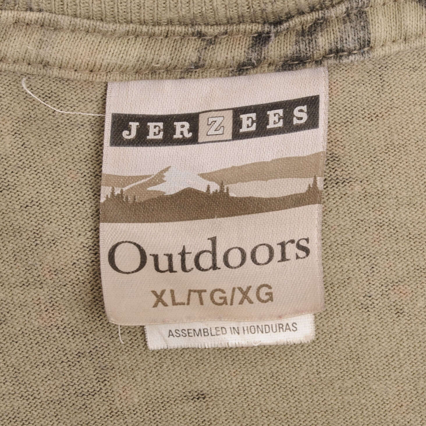 Vintage Hunting Realtree Hardwoods Camo Long Sleeve Pocket Tee Shirt Size XL