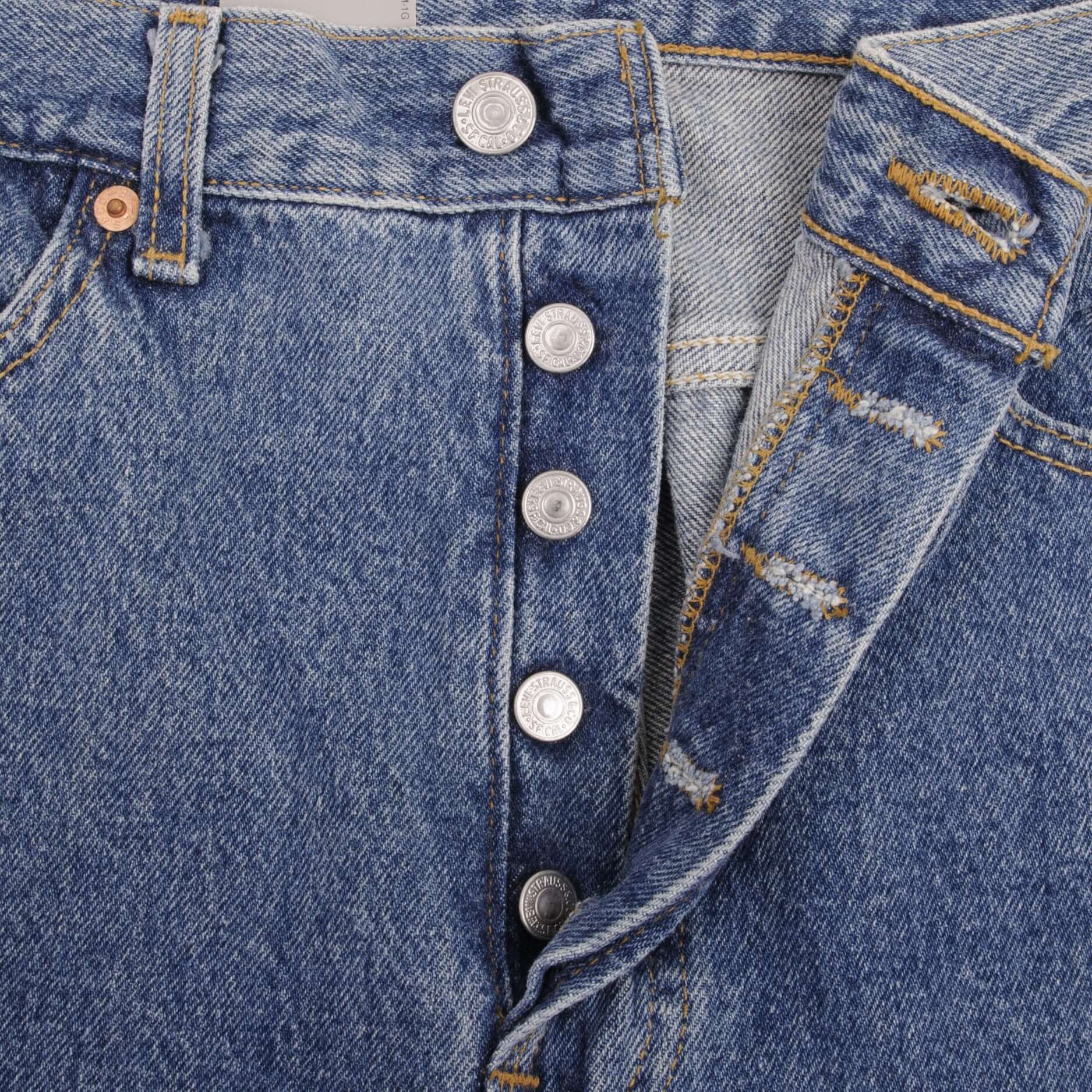 Vintage Levis 501 Preshrunk Jeans 1993 Size W30 L32 Made In Usa Deadstock With A Medium Wash Size On Tag 30X32 Back Button #520