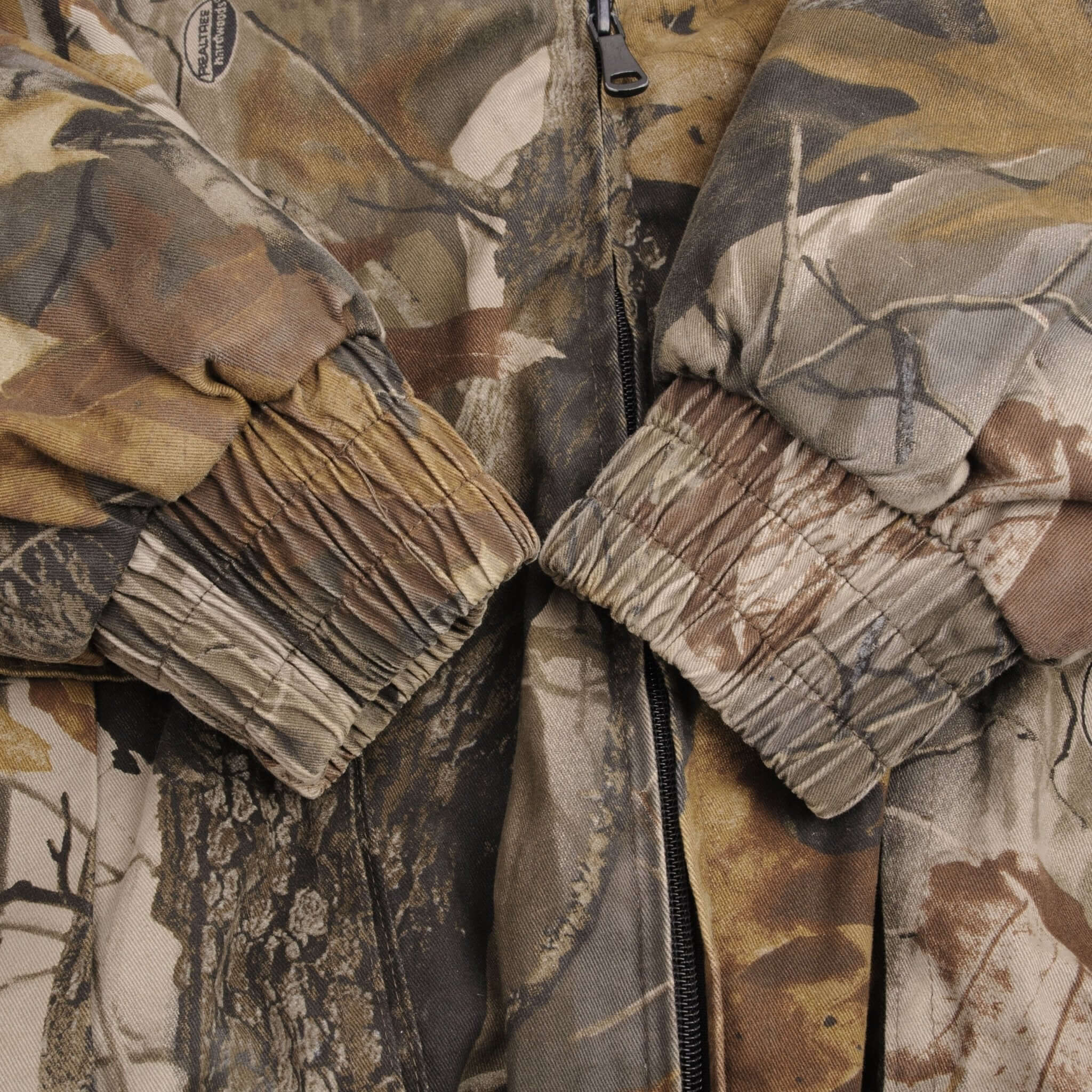 Vintage Carhartt Hunter Realtree Hardwood Camo Jacket Size Medium