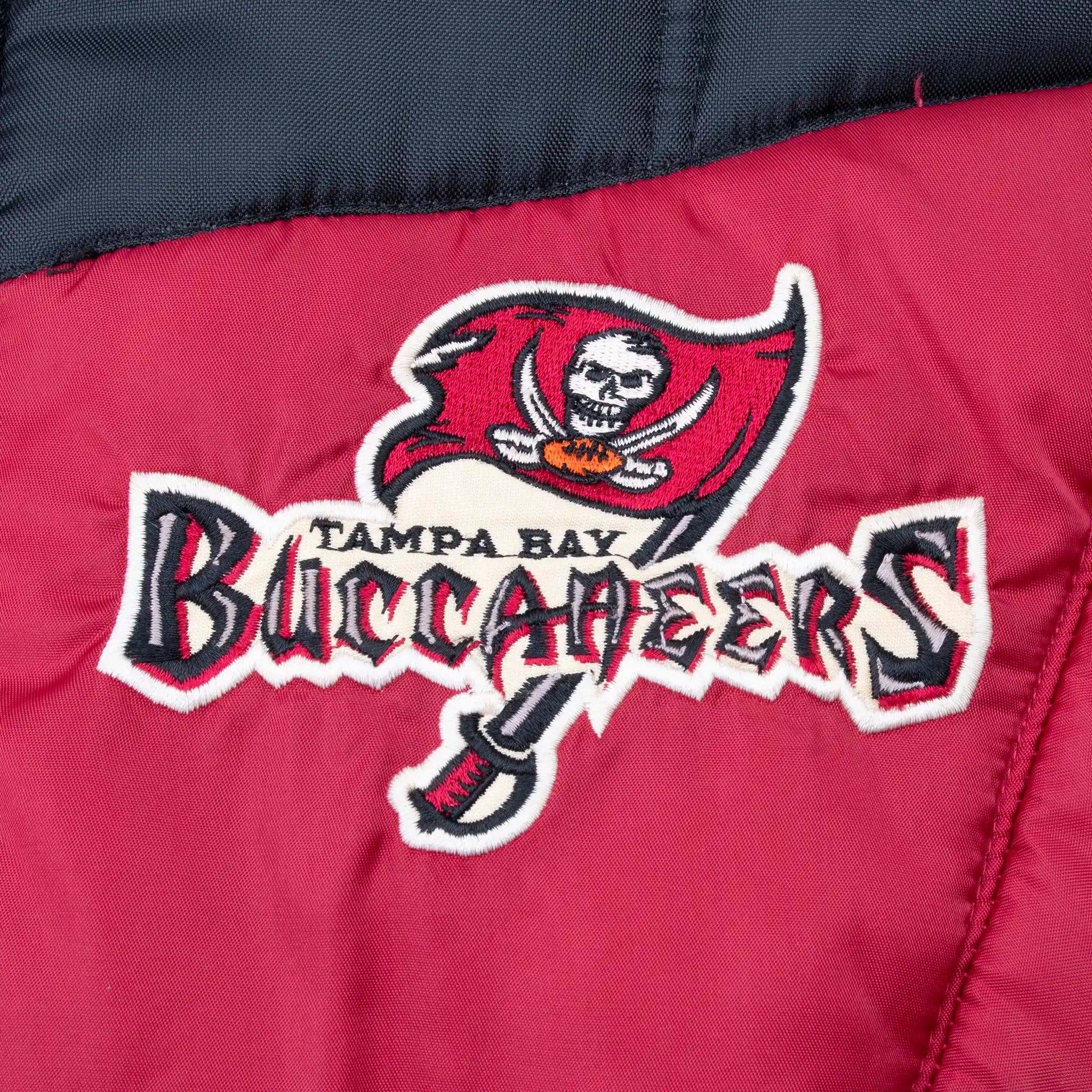 VINTAGE NFL TAMPA BAY BUCCANEERS HEAVY WINDBREAKER PULLOVER JACKET 1990S 2XL