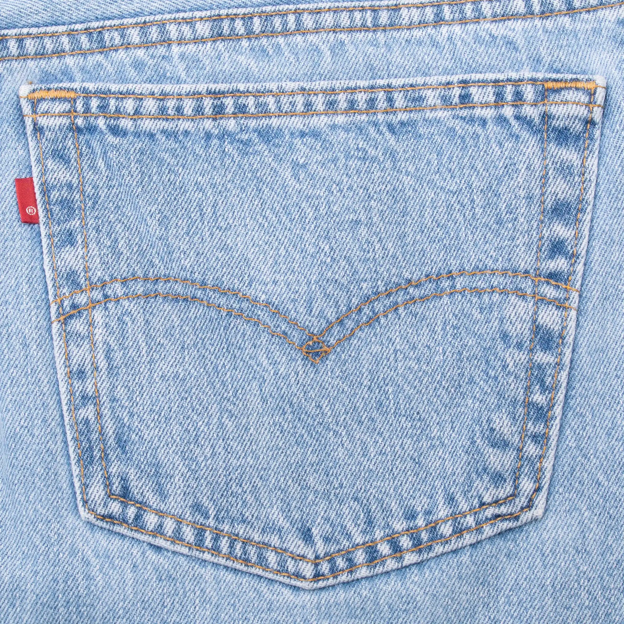 VINTAGE LEVIS 501 INDIGO LIGHT WASH BLUE JEANS 1990S SIZE 38X31 MADE IN USA