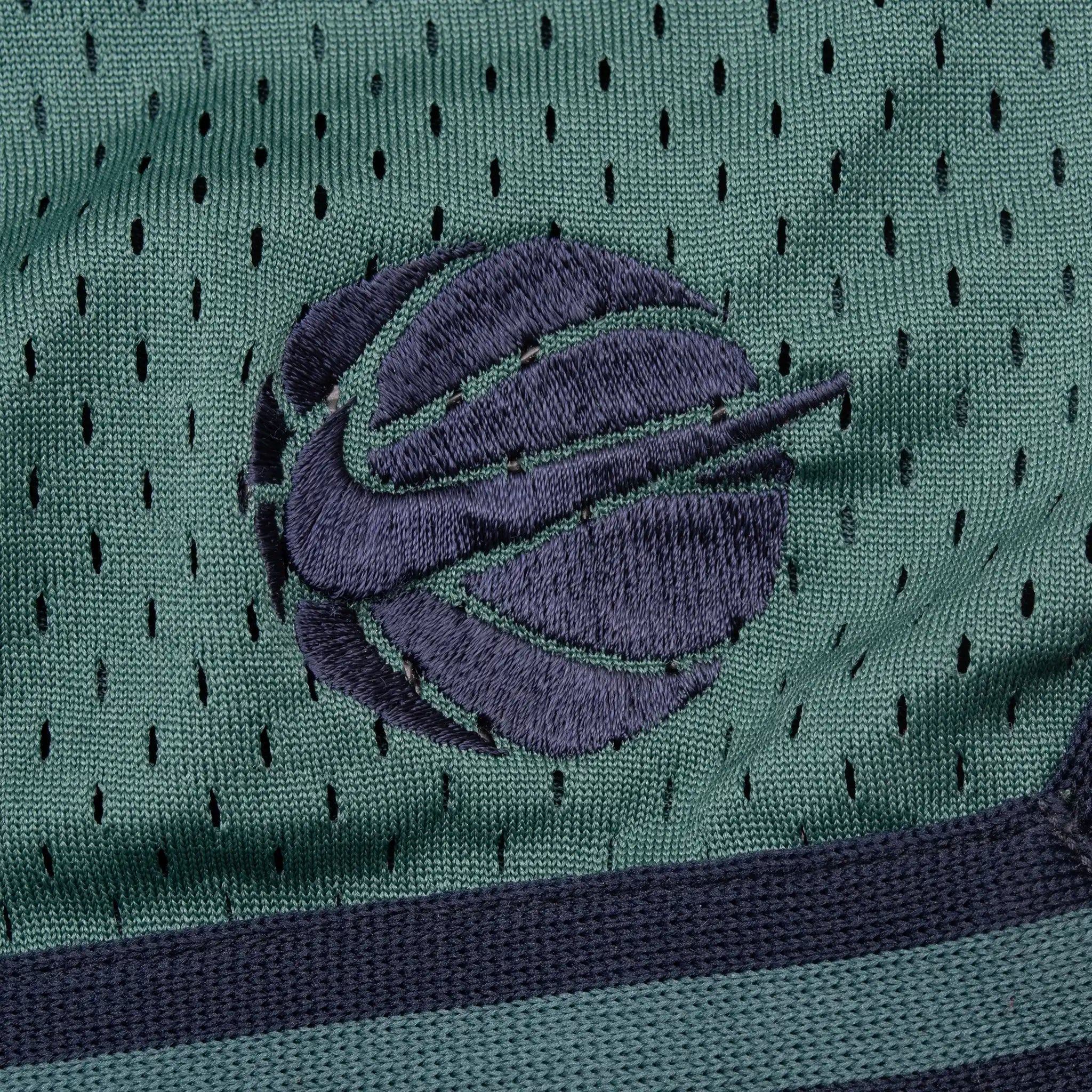 VINTAGE NIKE GREEN BASKETBALL TRACK SHORTS 1990S SMALL