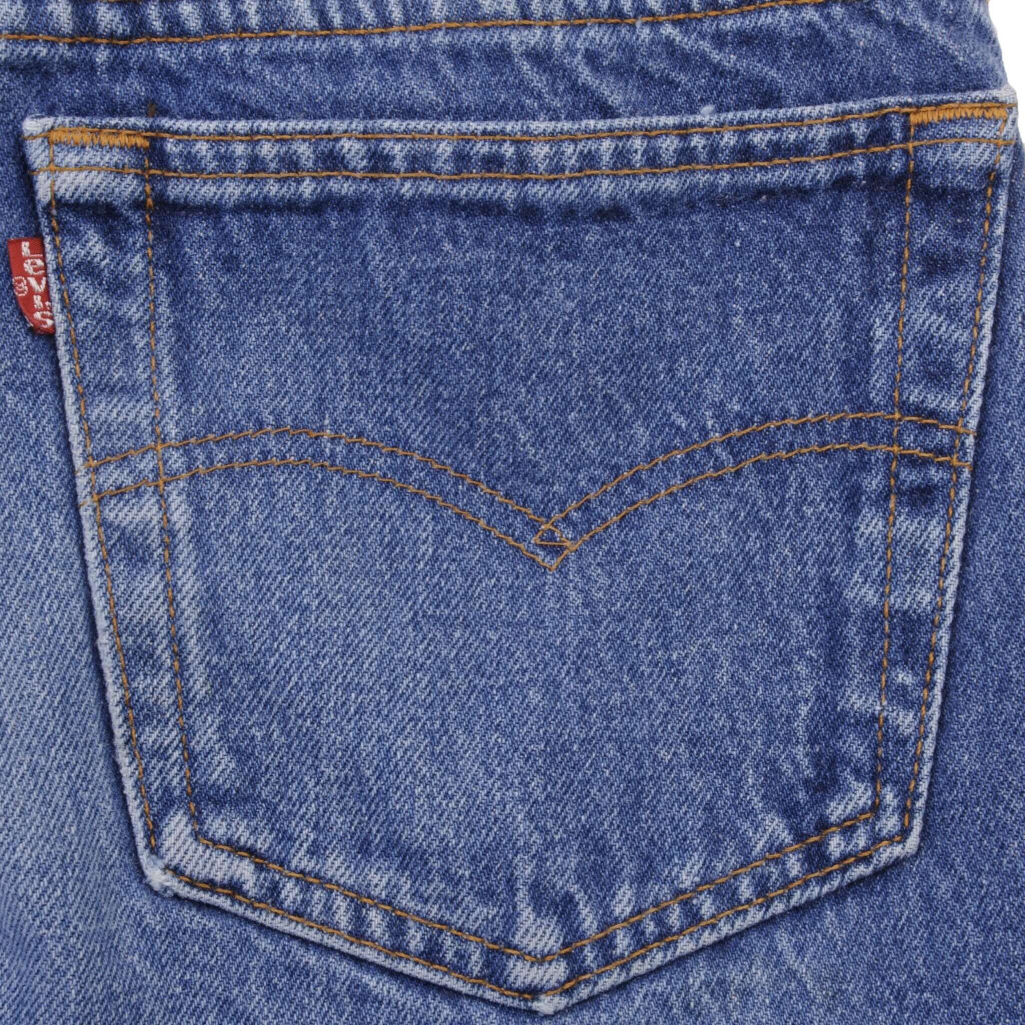 Beautiful Indigo Levis 501 Jeans 1980s Made in USA with Medium Wash Size on tag 32X35 Actual Size 31X35 Back Button #532