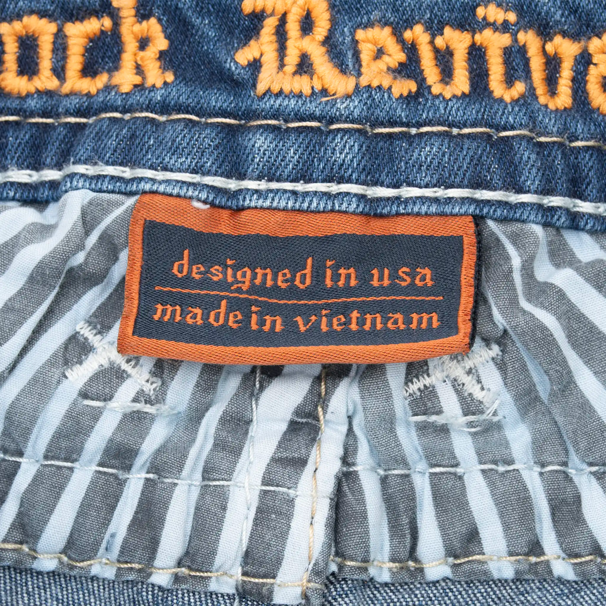 ROCK REVIVAL BLUE DENIM JEANS 2000S Y2K SIZE 32X36 DEADSTOCK