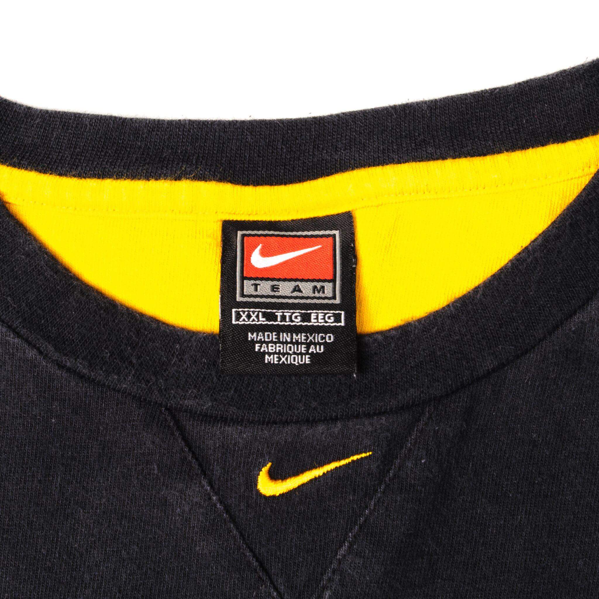 Nike Team Vintage Label Tag