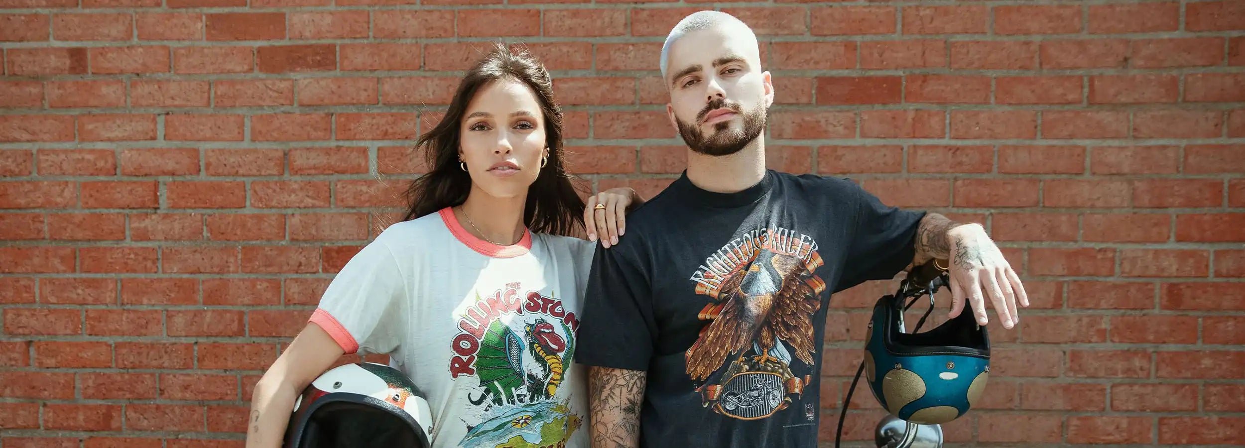 Vintage clothing store featuring authentic T-shirts, jackets, sweatshirts, jeans and rare fashion at Vintage Rare USA