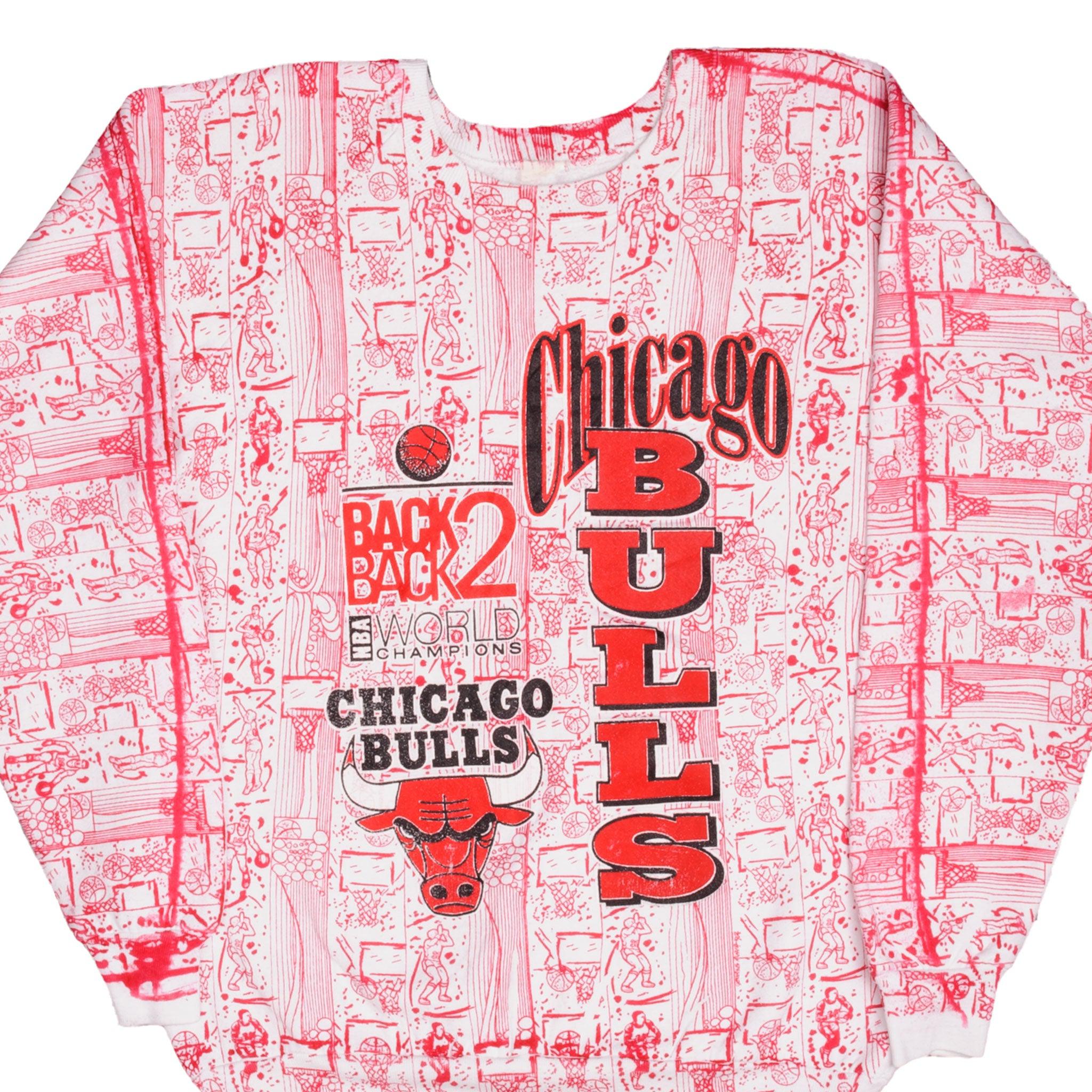 Trench USA Vintage Chicago Bulls Shirt 1992 NBA Chicago Bulls Back 2 Back Champions T-Shirt. Large